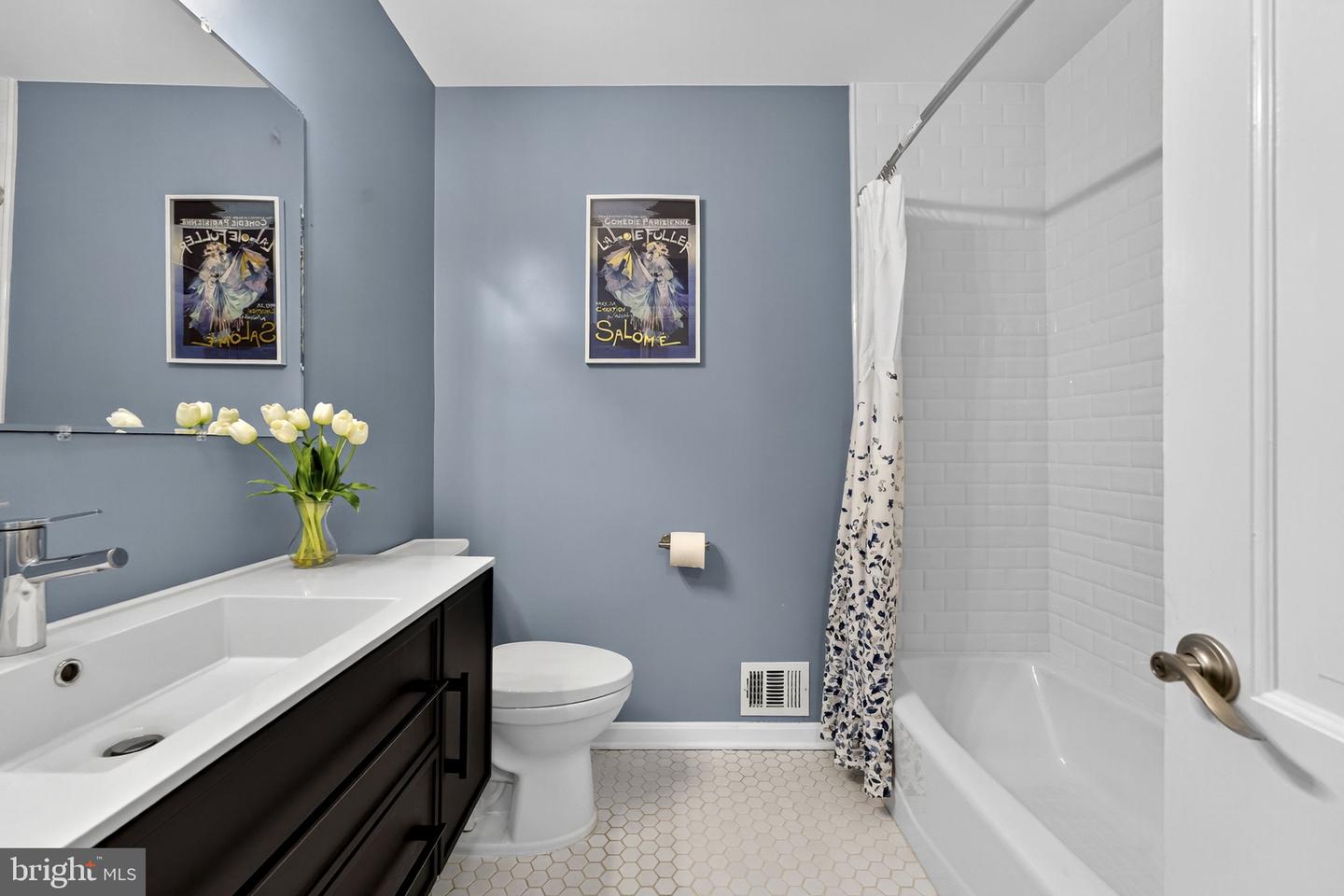 7405 SHENANDOAH AVE, ANNANDALE, Virginia 22003, 6 Bedrooms Bedrooms, ,3 BathroomsBathrooms,Residential,For sale,7405 SHENANDOAH AVE,VAFX2263868 MLS # VAFX2263868 7405 SHENANDOAH AVE, ANNANDALE, Virginia 22003, 6 Bedrooms Bedrooms, ,3 BathroomsBathrooms,Residential,For sale,7405 SHENANDOAH AVE,VAFX2263868 MLS # VAFX2263868