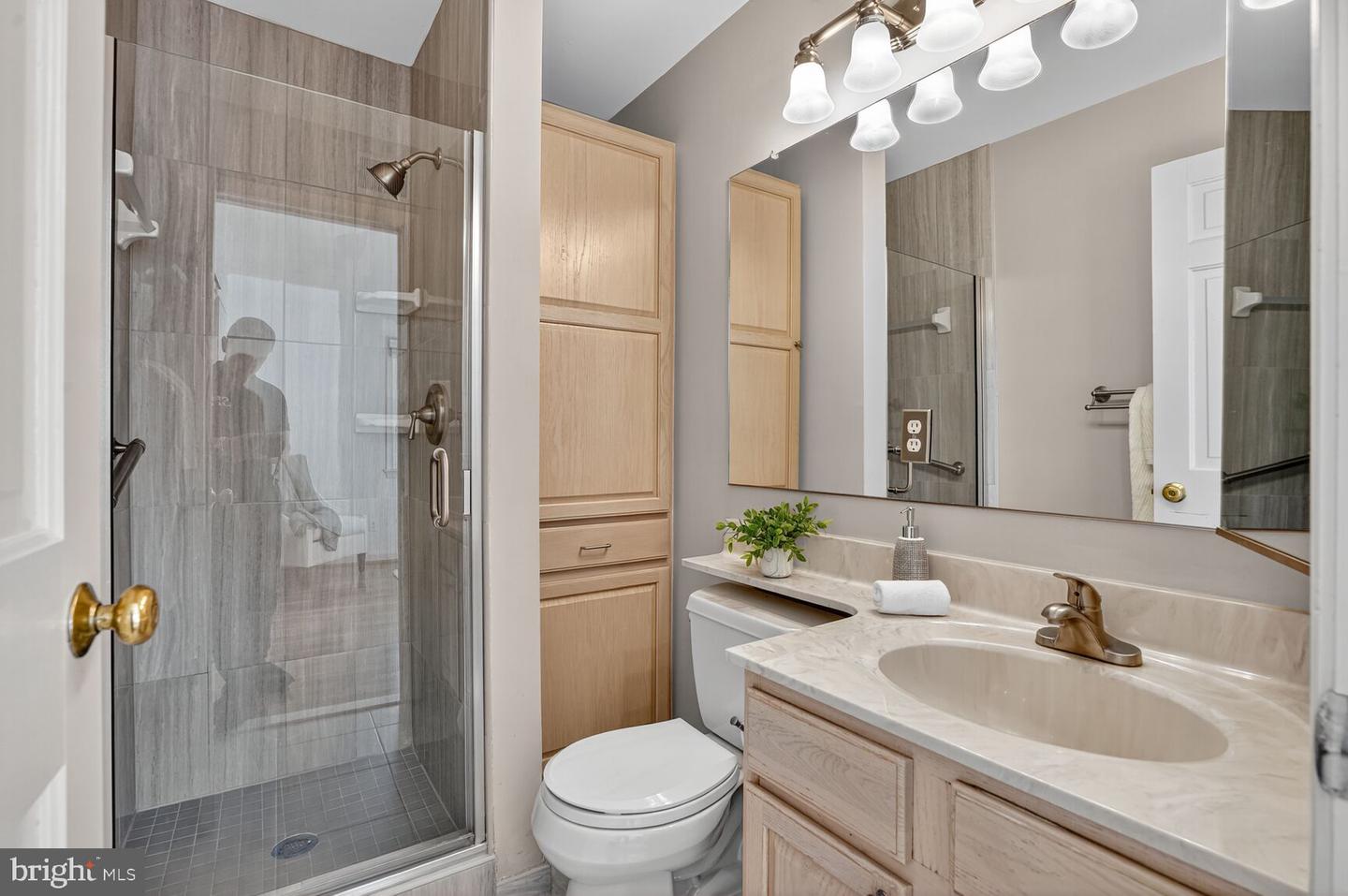 153 EAST ST NE, VIENNA, Virginia 22180, 3 Bedrooms Bedrooms, ,2 BathroomsBathrooms,Residential,For sale,153 EAST ST NE,VAFX2264146 MLS # VAFX2264146 153 EAST ST NE, VIENNA, Virginia 22180, 3 Bedrooms Bedrooms, ,2 BathroomsBathrooms,Residential,For sale,153 EAST ST NE,VAFX2264146 MLS # VAFX2264146