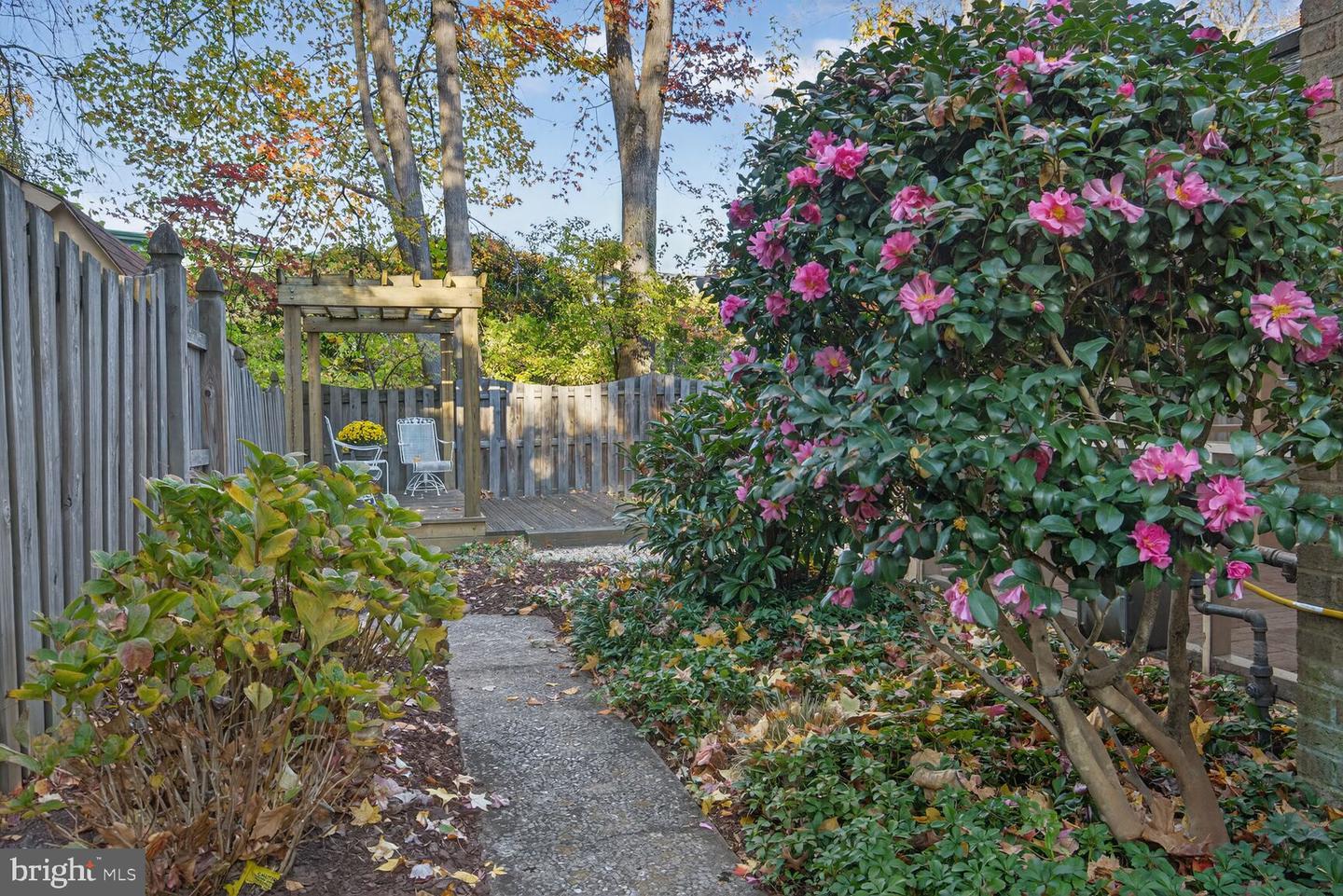 153 EAST ST NE, VIENNA, Virginia 22180, 3 Bedrooms Bedrooms, ,2 BathroomsBathrooms,Residential,For sale,153 EAST ST NE,VAFX2264146 MLS # VAFX2264146 153 EAST ST NE, VIENNA, Virginia 22180, 3 Bedrooms Bedrooms, ,2 BathroomsBathrooms,Residential,For sale,153 EAST ST NE,VAFX2264146 MLS # VAFX2264146