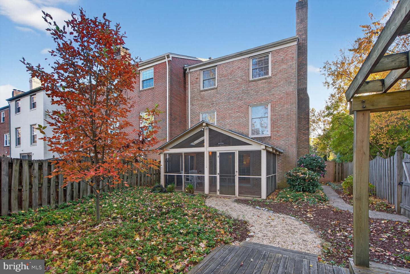 153 EAST ST NE, VIENNA, Virginia 22180, 3 Bedrooms Bedrooms, ,2 BathroomsBathrooms,Residential,For sale,153 EAST ST NE,VAFX2264146 MLS # VAFX2264146 153 EAST ST NE, VIENNA, Virginia 22180, 3 Bedrooms Bedrooms, ,2 BathroomsBathrooms,Residential,For sale,153 EAST ST NE,VAFX2264146 MLS # VAFX2264146