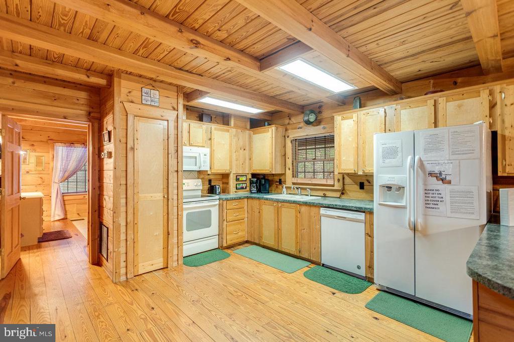 900 CROOKED RUN RD, SHENANDOAH, Virginia 22849, 2 Bedrooms Bedrooms, ,2 BathroomsBathrooms,Residential,900 CROOKED RUN RD,VAPA2005570 MLS # VAPA2005570 900 CROOKED RUN RD, SHENANDOAH, Virginia 22849, 2 Bedrooms Bedrooms, ,2 BathroomsBathrooms,Residential,900 CROOKED RUN RD,VAPA2005570 MLS # VAPA2005570