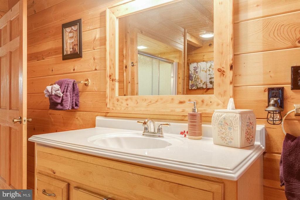 900 CROOKED RUN RD, SHENANDOAH, Virginia 22849, 2 Bedrooms Bedrooms, ,2 BathroomsBathrooms,Residential,900 CROOKED RUN RD,VAPA2005570 MLS # VAPA2005570 900 CROOKED RUN RD, SHENANDOAH, Virginia 22849, 2 Bedrooms Bedrooms, ,2 BathroomsBathrooms,Residential,900 CROOKED RUN RD,VAPA2005570 MLS # VAPA2005570