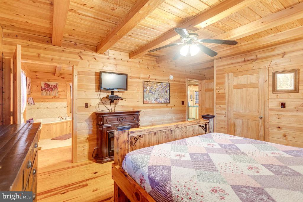 900 CROOKED RUN RD, SHENANDOAH, Virginia 22849, 2 Bedrooms Bedrooms, ,2 BathroomsBathrooms,Residential,900 CROOKED RUN RD,VAPA2005570 MLS # VAPA2005570 900 CROOKED RUN RD, SHENANDOAH, Virginia 22849, 2 Bedrooms Bedrooms, ,2 BathroomsBathrooms,Residential,900 CROOKED RUN RD,VAPA2005570 MLS # VAPA2005570