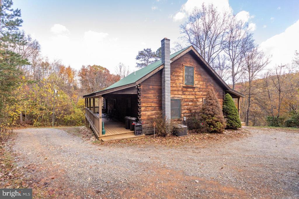 900 CROOKED RUN RD, SHENANDOAH, Virginia 22849, 2 Bedrooms Bedrooms, ,2 BathroomsBathrooms,Residential,900 CROOKED RUN RD,VAPA2005570 MLS # VAPA2005570 900 CROOKED RUN RD, SHENANDOAH, Virginia 22849, 2 Bedrooms Bedrooms, ,2 BathroomsBathrooms,Residential,900 CROOKED RUN RD,VAPA2005570 MLS # VAPA2005570