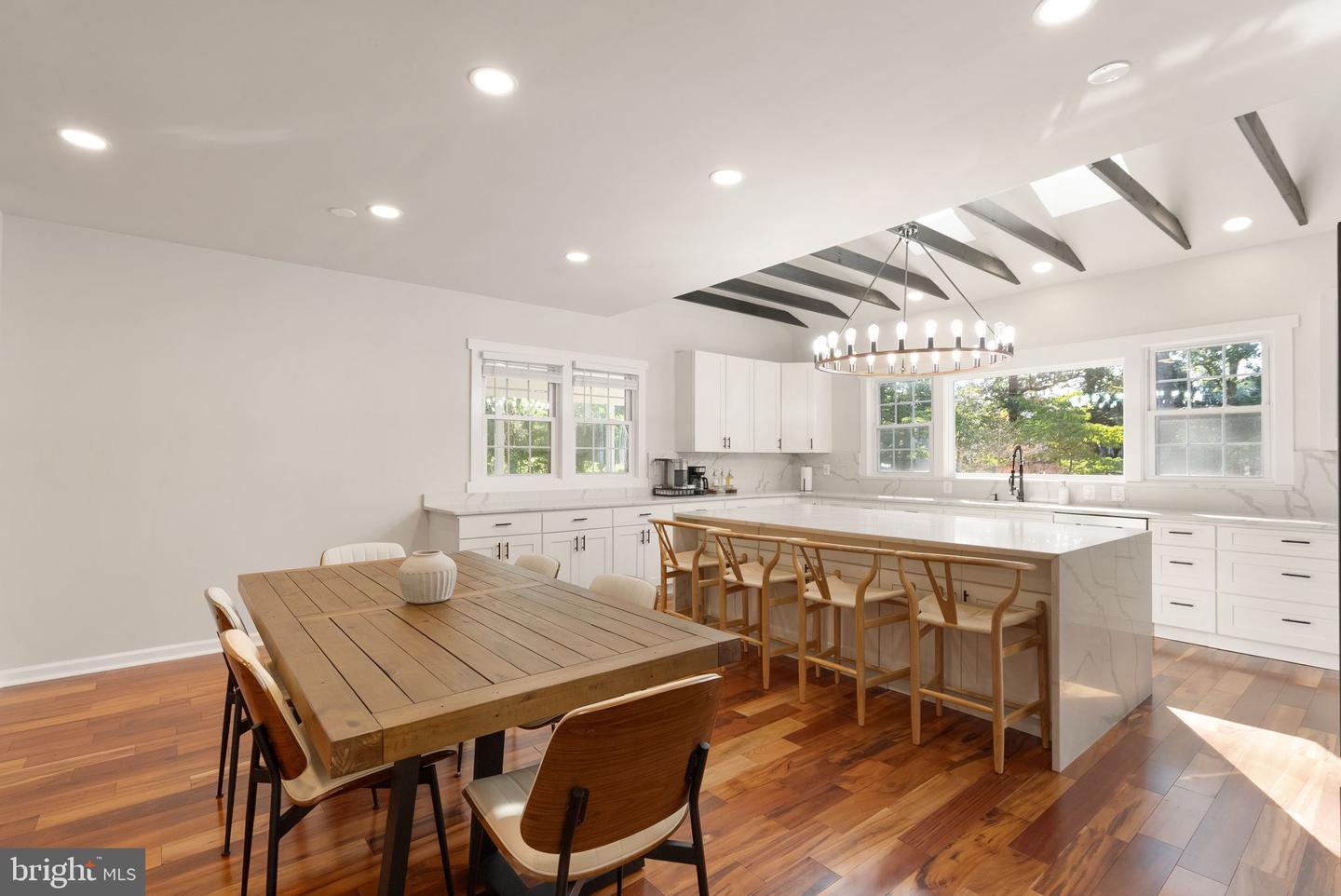 7324 AUBURN ST, ANNANDALE, Virginia 22003, 4 Bedrooms Bedrooms, ,4 BathroomsBathrooms,Residential,For sale,7324 AUBURN ST,VAFX2264546 MLS # VAFX2264546