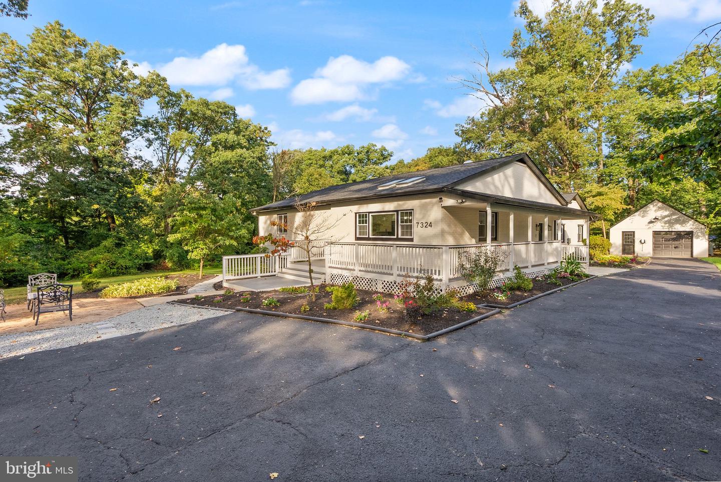 7324 AUBURN ST, ANNANDALE, Virginia 22003, 4 Bedrooms Bedrooms, ,4 BathroomsBathrooms,Residential,For sale,7324 AUBURN ST,VAFX2264546 MLS # VAFX2264546