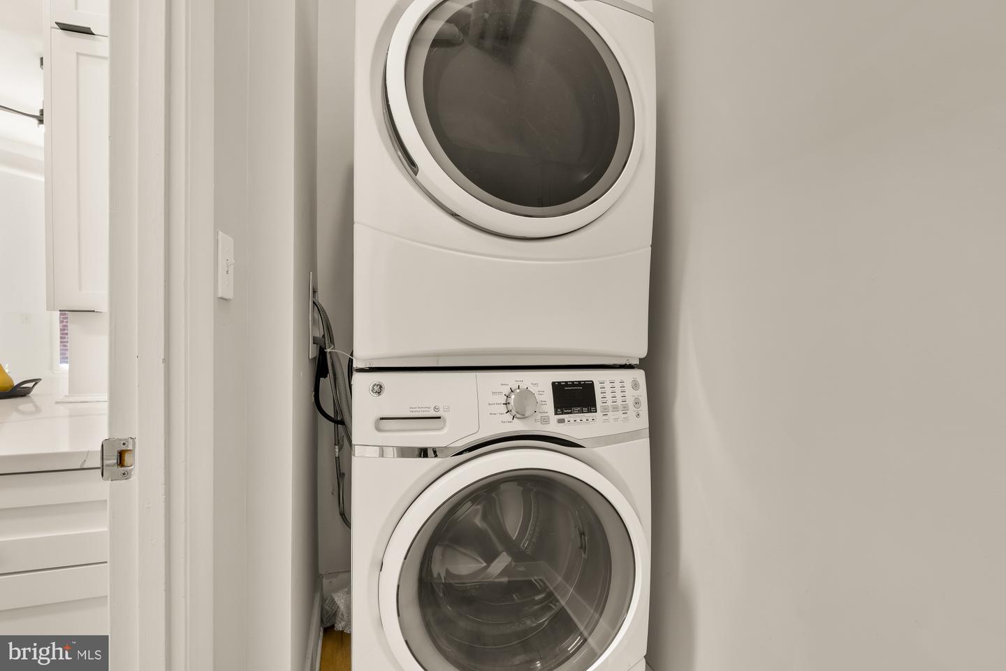 1700 KALORAMA RD NW #310, WASHINGTON, District Of Columbia 20009, 3 Bedrooms Bedrooms, ,2 BathroomsBathrooms,Residential,For sale,1700 KALORAMA RD NW #310,DCDC2220392 MLS # DCDC2220392