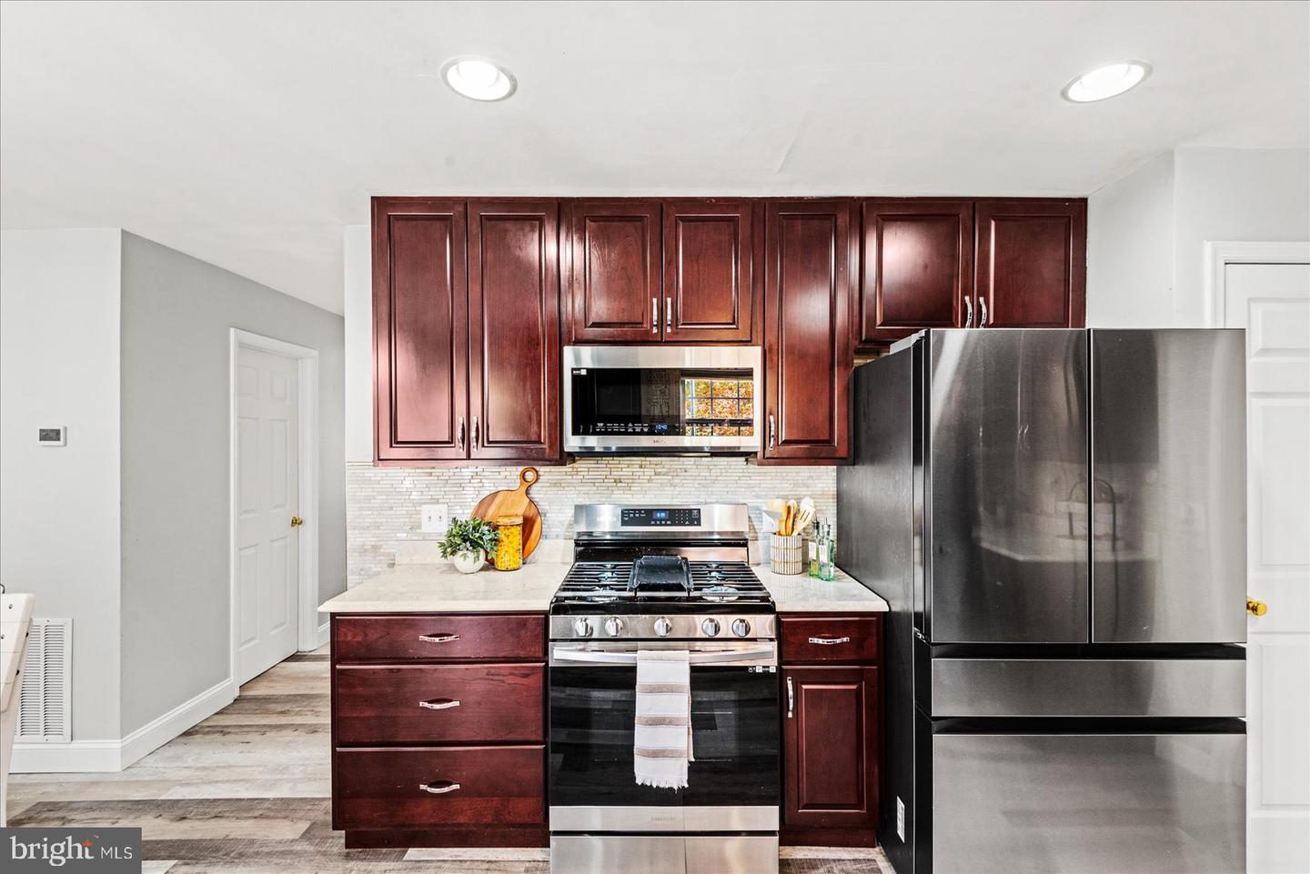 9 BANNON LN, STAFFORD, Virginia 22556, 4 Bedrooms Bedrooms, ,3 BathroomsBathrooms,Residential,For sale,9 BANNON LN,VAST2042576 MLS # VAST2042576 9 BANNON LN, STAFFORD, Virginia 22556, 4 Bedrooms Bedrooms, ,3 BathroomsBathrooms,Residential,For sale,9 BANNON LN,VAST2042576 MLS # VAST2042576