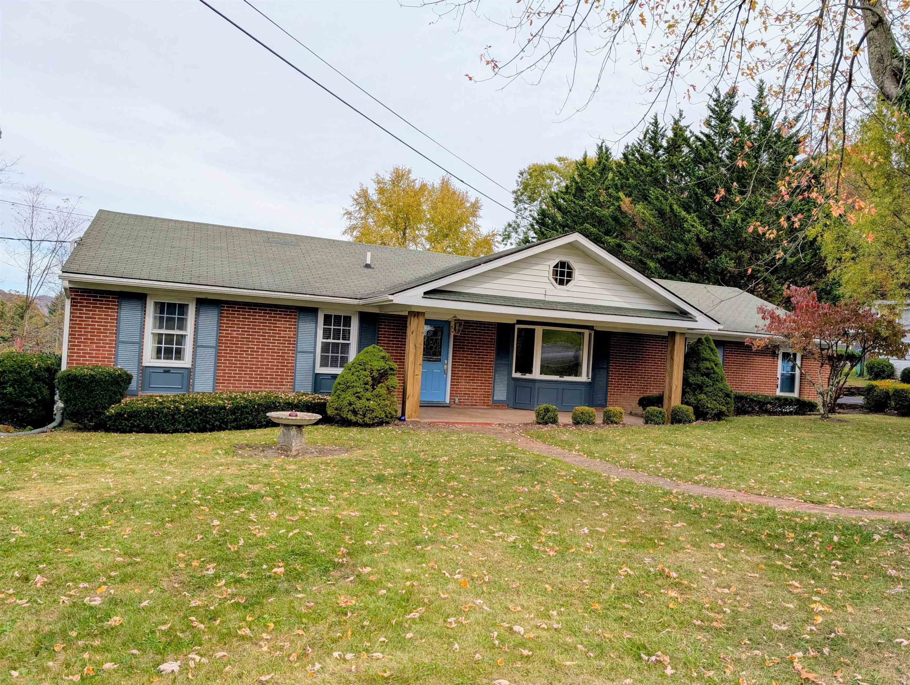 49 KINGSTOWN LN, HOT SPRINGS, Virginia 24445, 3 Bedrooms Bedrooms, ,2 BathroomsBathrooms,Residential,King,49 KINGSTOWN LN,667597 MLS # 667597