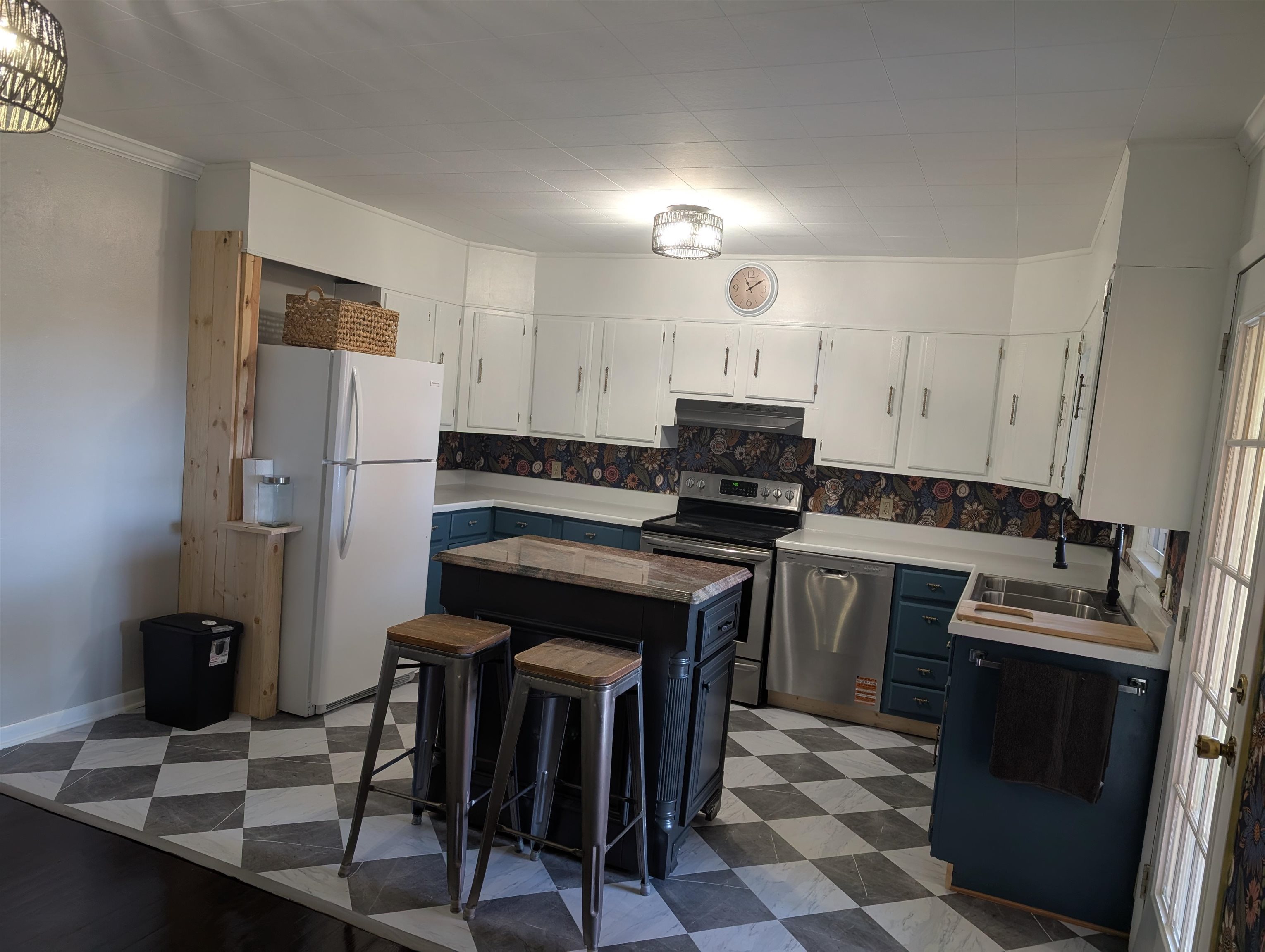 49 KINGSTOWN LN, HOT SPRINGS, Virginia 24445, 3 Bedrooms Bedrooms, ,2 BathroomsBathrooms,Residential,King,49 KINGSTOWN LN,667597 MLS # 667597