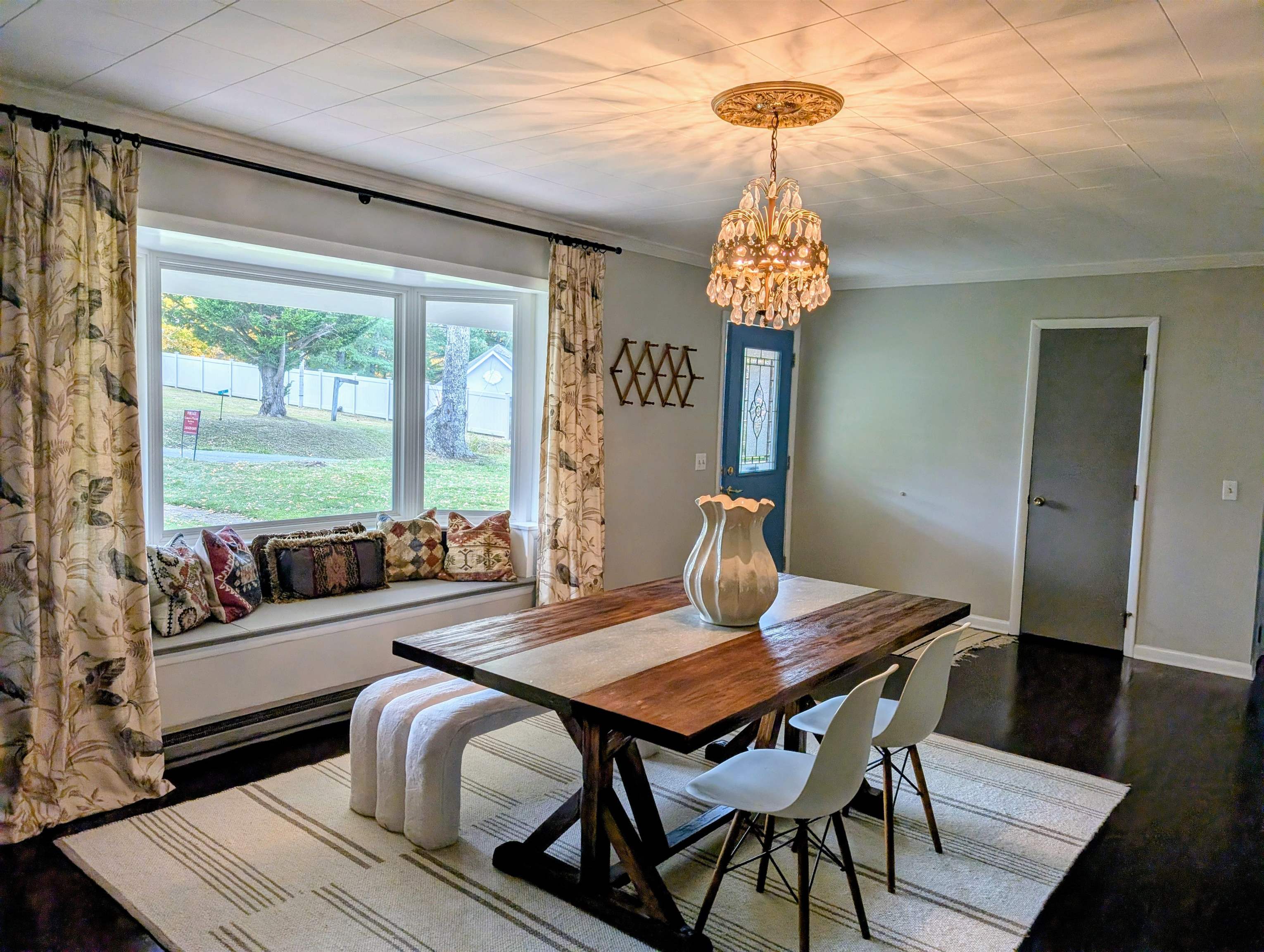 49 KINGSTOWN LN, HOT SPRINGS, Virginia 24445, 3 Bedrooms Bedrooms, ,2 BathroomsBathrooms,Residential,King,49 KINGSTOWN LN,667597 MLS # 667597