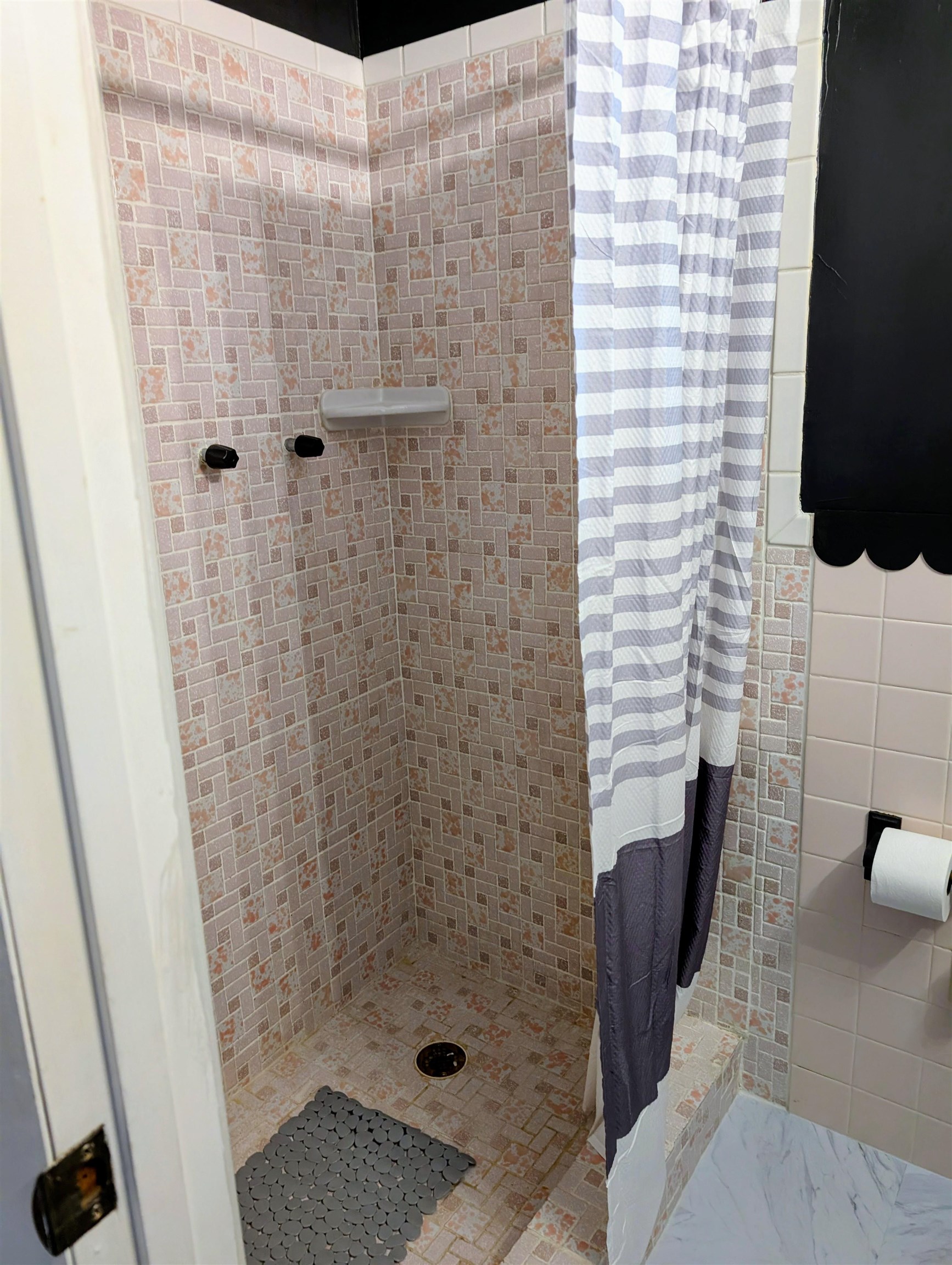 49 KINGSTOWN LN, HOT SPRINGS, Virginia 24445, 3 Bedrooms Bedrooms, ,2 BathroomsBathrooms,Residential,King,49 KINGSTOWN LN,667597 MLS # 667597