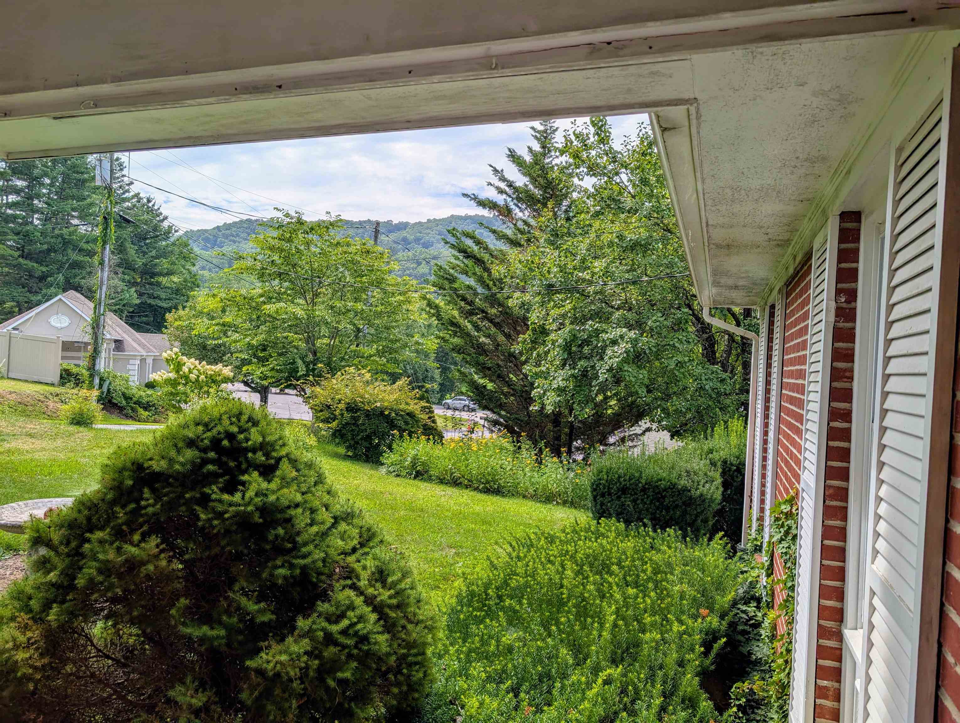 49 KINGSTOWN LN, HOT SPRINGS, Virginia 24445, 3 Bedrooms Bedrooms, ,2 BathroomsBathrooms,Residential,King,49 KINGSTOWN LN,667597 MLS # 667597