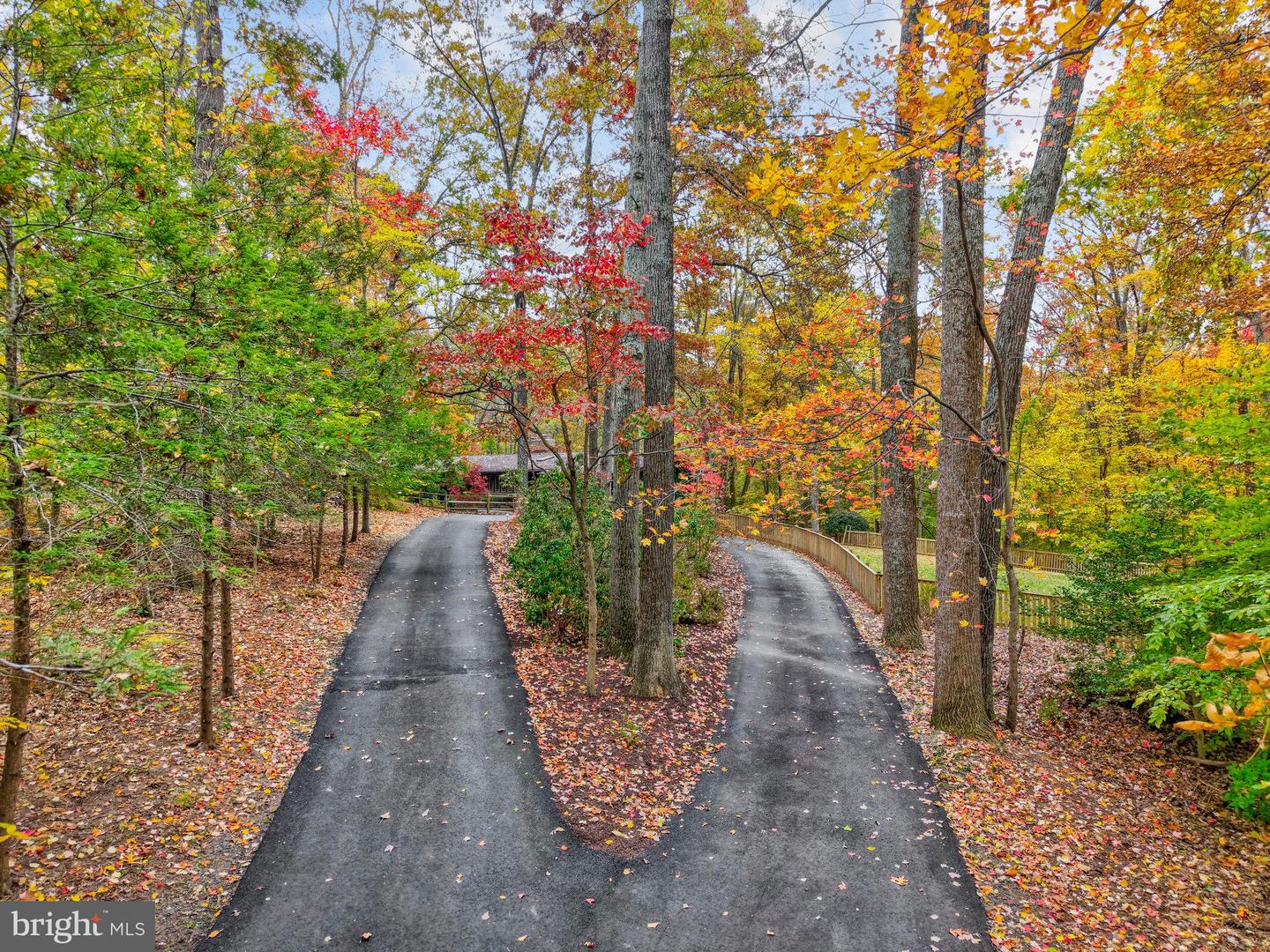 6812 GLENCOVE DR, CLIFTON, Virginia 20124, 4 Bedrooms Bedrooms, ,3 BathroomsBathrooms,Residential,For sale,6812 GLENCOVE DR,VAFX2267216 MLS # VAFX2267216 6812 GLENCOVE DR, CLIFTON, Virginia 20124, 4 Bedrooms Bedrooms, ,3 BathroomsBathrooms,Residential,For sale,6812 GLENCOVE DR,VAFX2267216 MLS # VAFX2267216