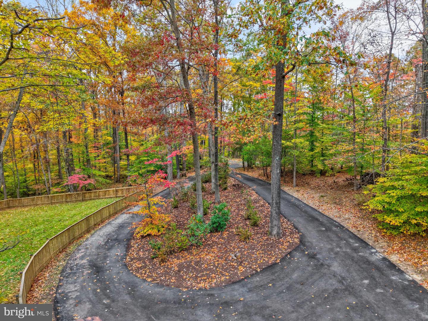 6812 GLENCOVE DR, CLIFTON, Virginia 20124, 4 Bedrooms Bedrooms, ,3 BathroomsBathrooms,Residential,For sale,6812 GLENCOVE DR,VAFX2267216 MLS # VAFX2267216 6812 GLENCOVE DR, CLIFTON, Virginia 20124, 4 Bedrooms Bedrooms, ,3 BathroomsBathrooms,Residential,For sale,6812 GLENCOVE DR,VAFX2267216 MLS # VAFX2267216