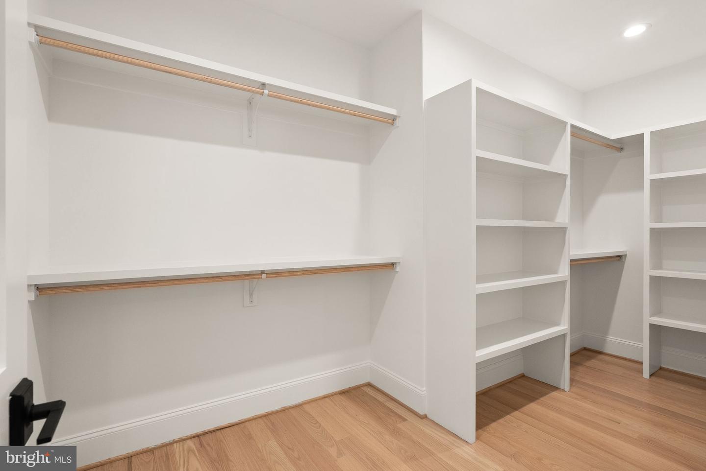 601 TIMBER LN, FALLS CHURCH, Virginia 22046, 6 Bedrooms Bedrooms, ,6 BathroomsBathrooms,Residential,For sale,601 TIMBER LN,VAFA2003282 MLS # VAFA2003282 601 TIMBER LN, FALLS CHURCH, Virginia 22046, 6 Bedrooms Bedrooms, ,6 BathroomsBathrooms,Residential,For sale,601 TIMBER LN,VAFA2003282 MLS # VAFA2003282