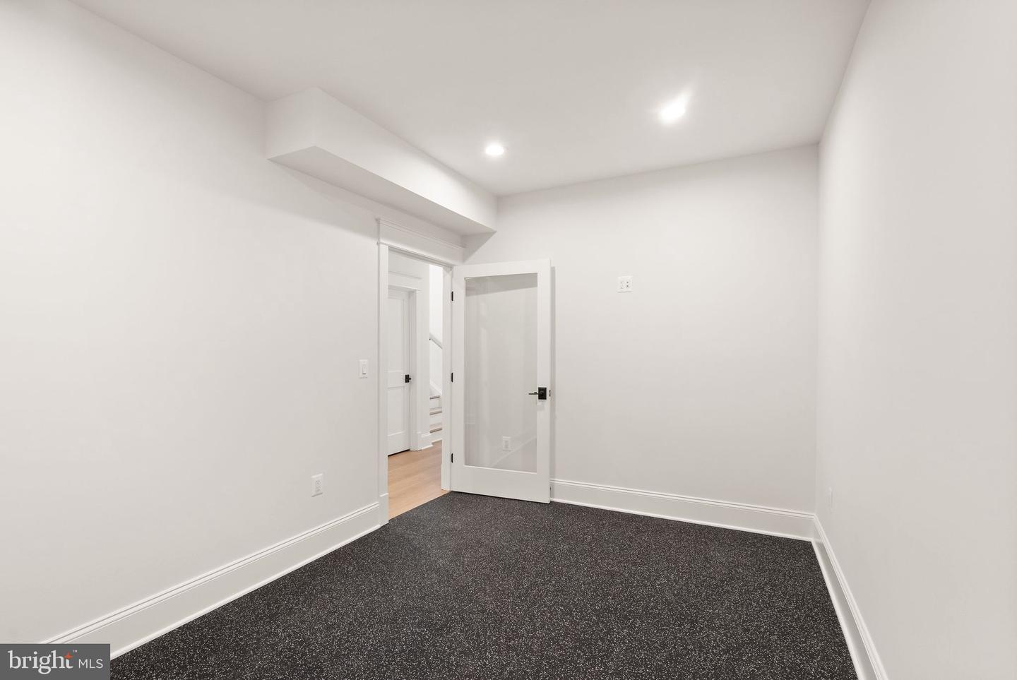 601 TIMBER LN, FALLS CHURCH, Virginia 22046, 6 Bedrooms Bedrooms, ,6 BathroomsBathrooms,Residential,For sale,601 TIMBER LN,VAFA2003282 MLS # VAFA2003282 601 TIMBER LN, FALLS CHURCH, Virginia 22046, 6 Bedrooms Bedrooms, ,6 BathroomsBathrooms,Residential,For sale,601 TIMBER LN,VAFA2003282 MLS # VAFA2003282