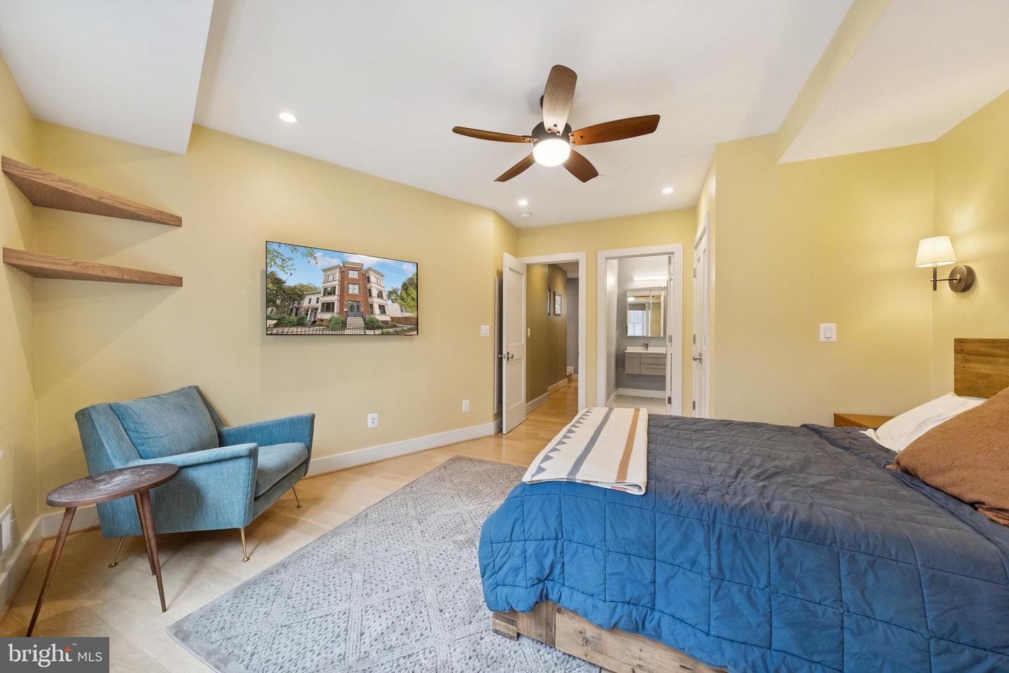 1301 POTOMAC AVE SE #2, WASHINGTON, District Of Columbia 20003, 2 Bedrooms Bedrooms, ,2 BathroomsBathrooms,Residential,For sale,1301 POTOMAC AVE SE #2,DCDC2223904 MLS # DCDC2223904 1301 POTOMAC AVE SE #2, WASHINGTON, District Of Columbia 20003, 2 Bedrooms Bedrooms, ,2 BathroomsBathrooms,Residential,For sale,1301 POTOMAC AVE SE #2,DCDC2223904 MLS # DCDC2223904