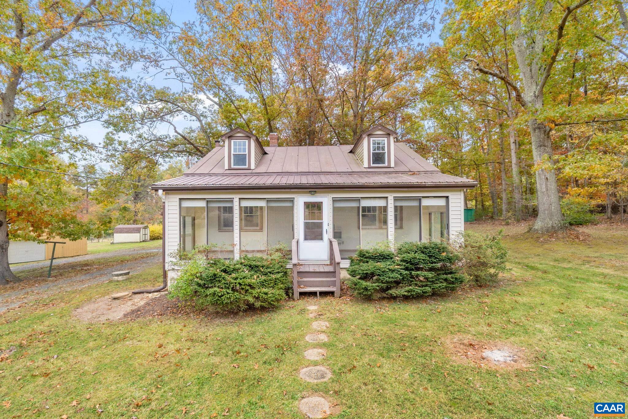 6497 GROVE HILL CT, GORDONSVILLE, Virginia 22942, 3 Bedrooms Bedrooms, ,1 BathroomBathrooms,Residential,6497 GROVE HILL CT,670659 MLS # 670659 6497 GROVE HILL CT, GORDONSVILLE, Virginia 22942, 3 Bedrooms Bedrooms, ,1 BathroomBathrooms,Residential,6497 GROVE HILL CT,670659 MLS # 670659