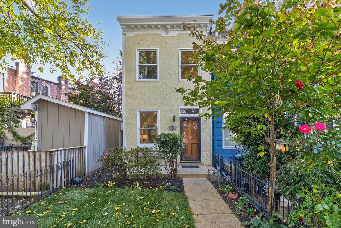 1019 SOUTH CAROLINA AVE SE, WASHINGTON, District Of Columbia 20003, 2 Bedrooms Bedrooms, ,1 BathroomBathrooms,Residential,For sale,1019 SOUTH CAROLINA AVE SE,DCDC2224318 MLS # DCDC2224318 1019 SOUTH CAROLINA AVE SE, WASHINGTON, District Of Columbia 20003, 2 Bedrooms Bedrooms, ,1 BathroomBathrooms,Residential,For sale,1019 SOUTH CAROLINA AVE SE,DCDC2224318 MLS # DCDC2224318