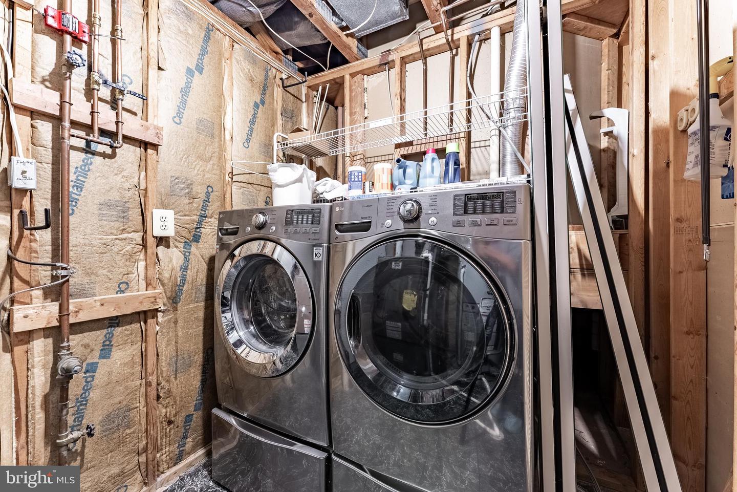 4828 HERON NECK LN, FAIRFAX, Virginia 22033, 3 Bedrooms Bedrooms, ,3 BathroomsBathrooms,Residential,For sale,4828 HERON NECK LN,VAFX2270118 MLS # VAFX2270118 4828 HERON NECK LN, FAIRFAX, Virginia 22033, 3 Bedrooms Bedrooms, ,3 BathroomsBathrooms,Residential,For sale,4828 HERON NECK LN,VAFX2270118 MLS # VAFX2270118