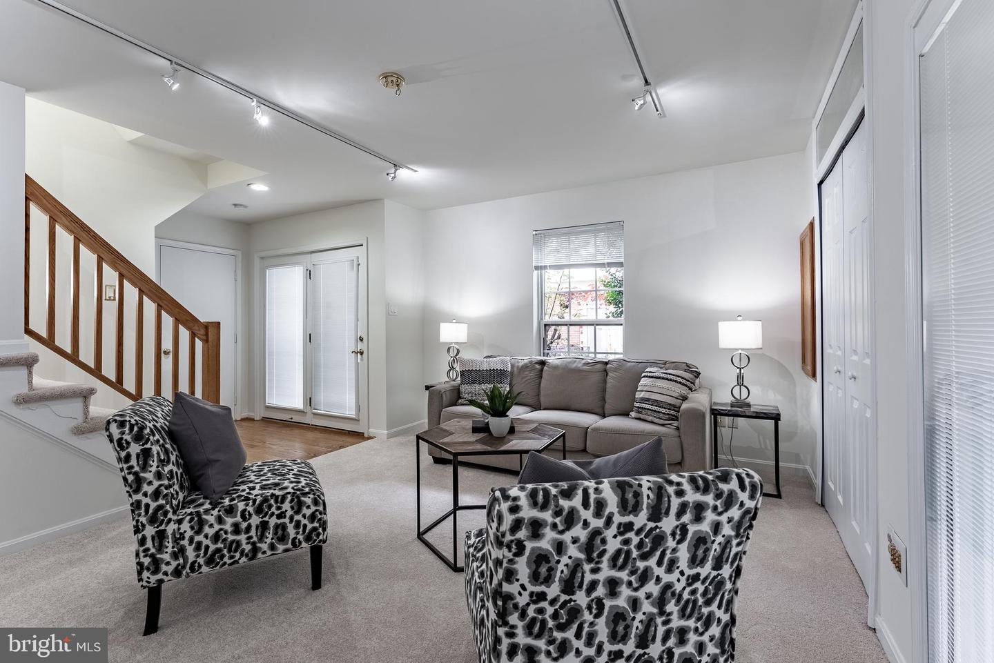 4828 HERON NECK LN, FAIRFAX, Virginia 22033, 3 Bedrooms Bedrooms, ,3 BathroomsBathrooms,Residential,For sale,4828 HERON NECK LN,VAFX2270118 MLS # VAFX2270118 4828 HERON NECK LN, FAIRFAX, Virginia 22033, 3 Bedrooms Bedrooms, ,3 BathroomsBathrooms,Residential,For sale,4828 HERON NECK LN,VAFX2270118 MLS # VAFX2270118