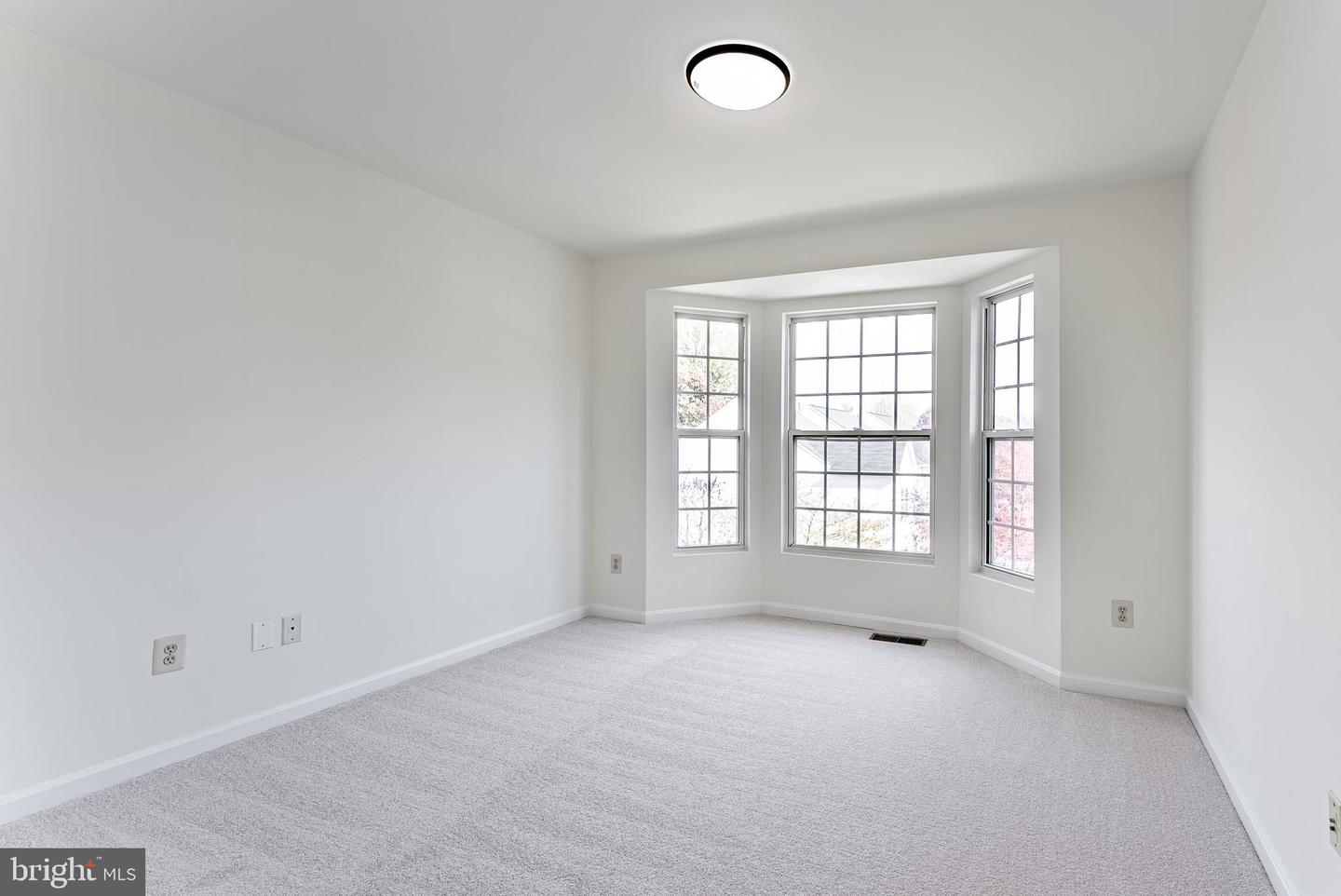 4828 HERON NECK LN, FAIRFAX, Virginia 22033, 3 Bedrooms Bedrooms, ,3 BathroomsBathrooms,Residential,For sale,4828 HERON NECK LN,VAFX2270118 MLS # VAFX2270118 4828 HERON NECK LN, FAIRFAX, Virginia 22033, 3 Bedrooms Bedrooms, ,3 BathroomsBathrooms,Residential,For sale,4828 HERON NECK LN,VAFX2270118 MLS # VAFX2270118