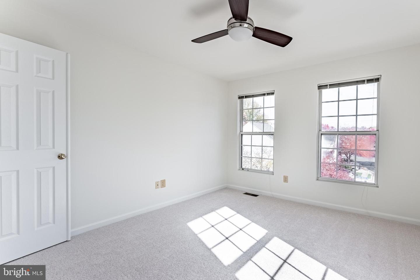 4828 HERON NECK LN, FAIRFAX, Virginia 22033, 3 Bedrooms Bedrooms, ,3 BathroomsBathrooms,Residential,For sale,4828 HERON NECK LN,VAFX2270118 MLS # VAFX2270118 4828 HERON NECK LN, FAIRFAX, Virginia 22033, 3 Bedrooms Bedrooms, ,3 BathroomsBathrooms,Residential,For sale,4828 HERON NECK LN,VAFX2270118 MLS # VAFX2270118