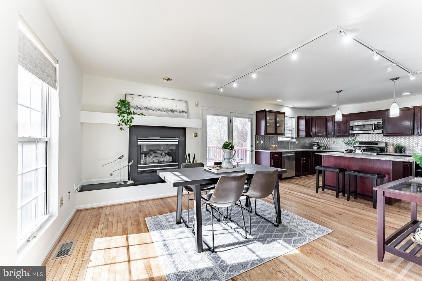 4828 HERON NECK LN, FAIRFAX, Virginia 22033, 3 Bedrooms Bedrooms, ,3 BathroomsBathrooms,Residential,For sale,4828 HERON NECK LN,VAFX2270118 MLS # VAFX2270118 4828 HERON NECK LN, FAIRFAX, Virginia 22033, 3 Bedrooms Bedrooms, ,3 BathroomsBathrooms,Residential,For sale,4828 HERON NECK LN,VAFX2270118 MLS # VAFX2270118