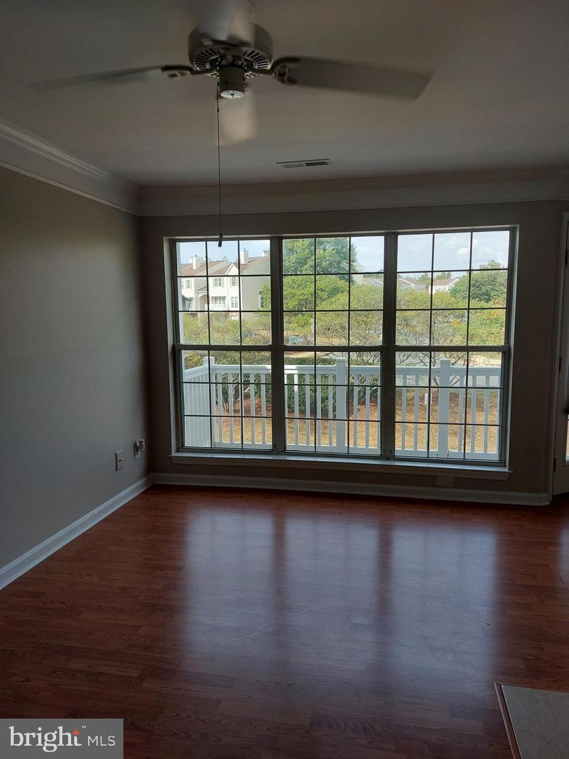 46893 EATON TER #300, STERLING, Virginia 20164, 2 Bedrooms Bedrooms, ,1 BathroomBathrooms,Residential,For sale,46893 EATON TER #300,VALO2108000 MLS # VALO2108000