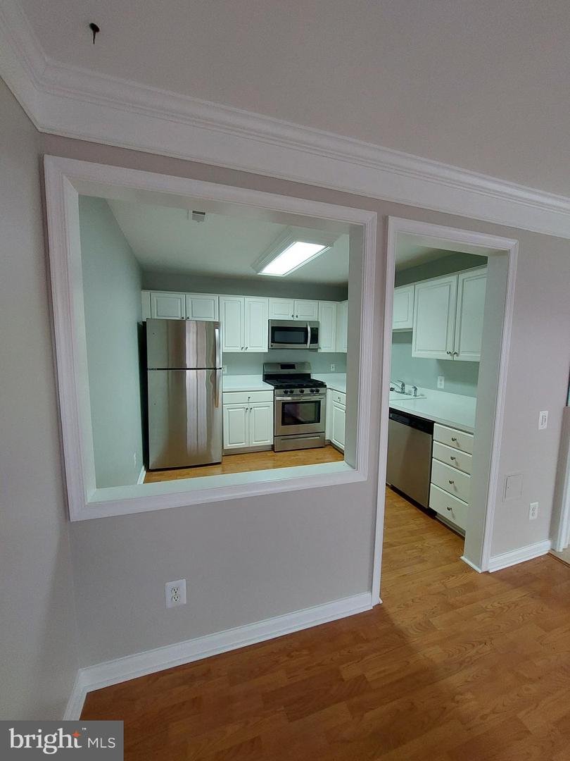 46893 EATON TER #300, STERLING, Virginia 20164, 2 Bedrooms Bedrooms, ,1 BathroomBathrooms,Residential,For sale,46893 EATON TER #300,VALO2108000 MLS # VALO2108000