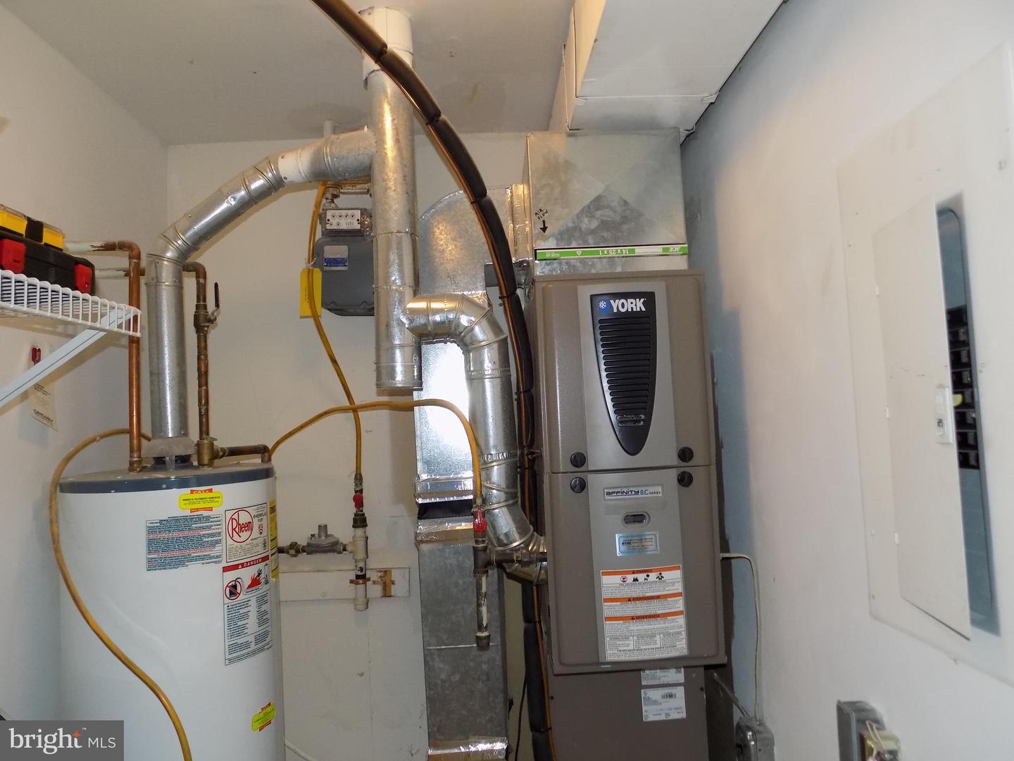 46893 EATON TER #300, STERLING, Virginia 20164, 2 Bedrooms Bedrooms, ,1 BathroomBathrooms,Residential,For sale,46893 EATON TER #300,VALO2108000 MLS # VALO2108000