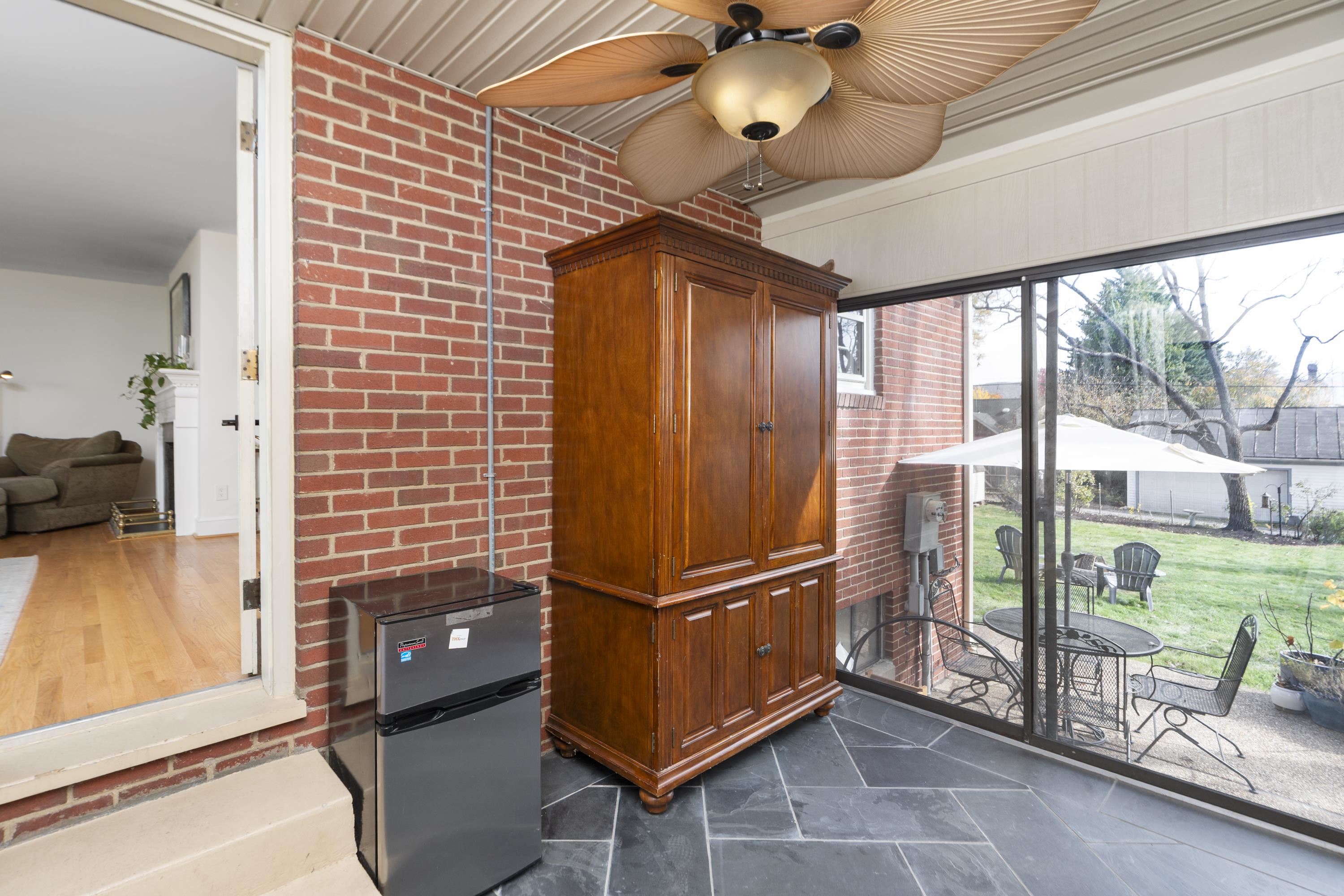 548 PINE AVE, WAYNESBORO, Virginia 22980, 3 Bedrooms Bedrooms, ,2 BathroomsBathrooms,Residential,548 PINE AVE,670796 MLS # 670796 548 PINE AVE, WAYNESBORO, Virginia 22980, 3 Bedrooms Bedrooms, ,2 BathroomsBathrooms,Residential,548 PINE AVE,670796 MLS # 670796