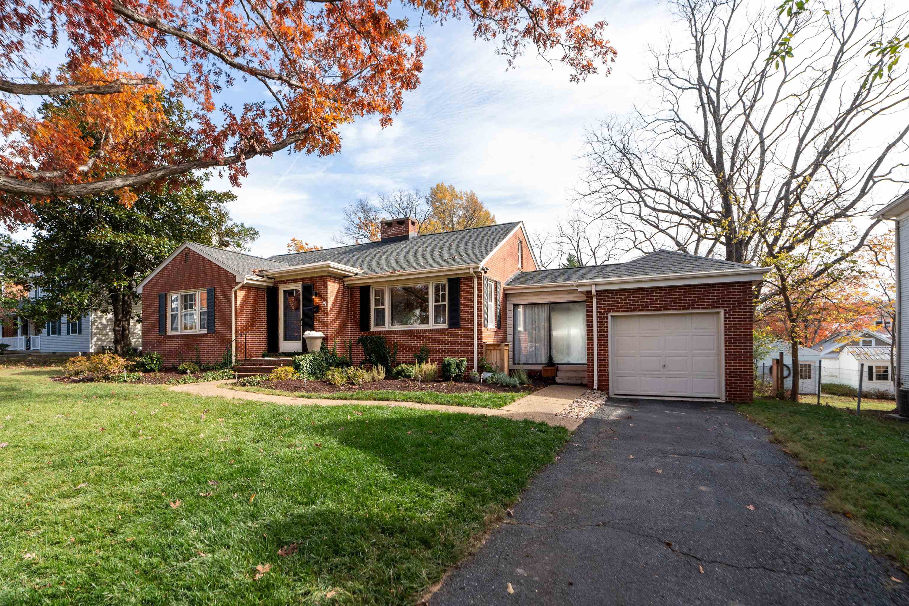 548 PINE AVE, WAYNESBORO, Virginia 22980, 3 Bedrooms Bedrooms, ,2 BathroomsBathrooms,Residential,548 PINE AVE,670796 MLS # 670796 548 PINE AVE, WAYNESBORO, Virginia 22980, 3 Bedrooms Bedrooms, ,2 BathroomsBathrooms,Residential,548 PINE AVE,670796 MLS # 670796