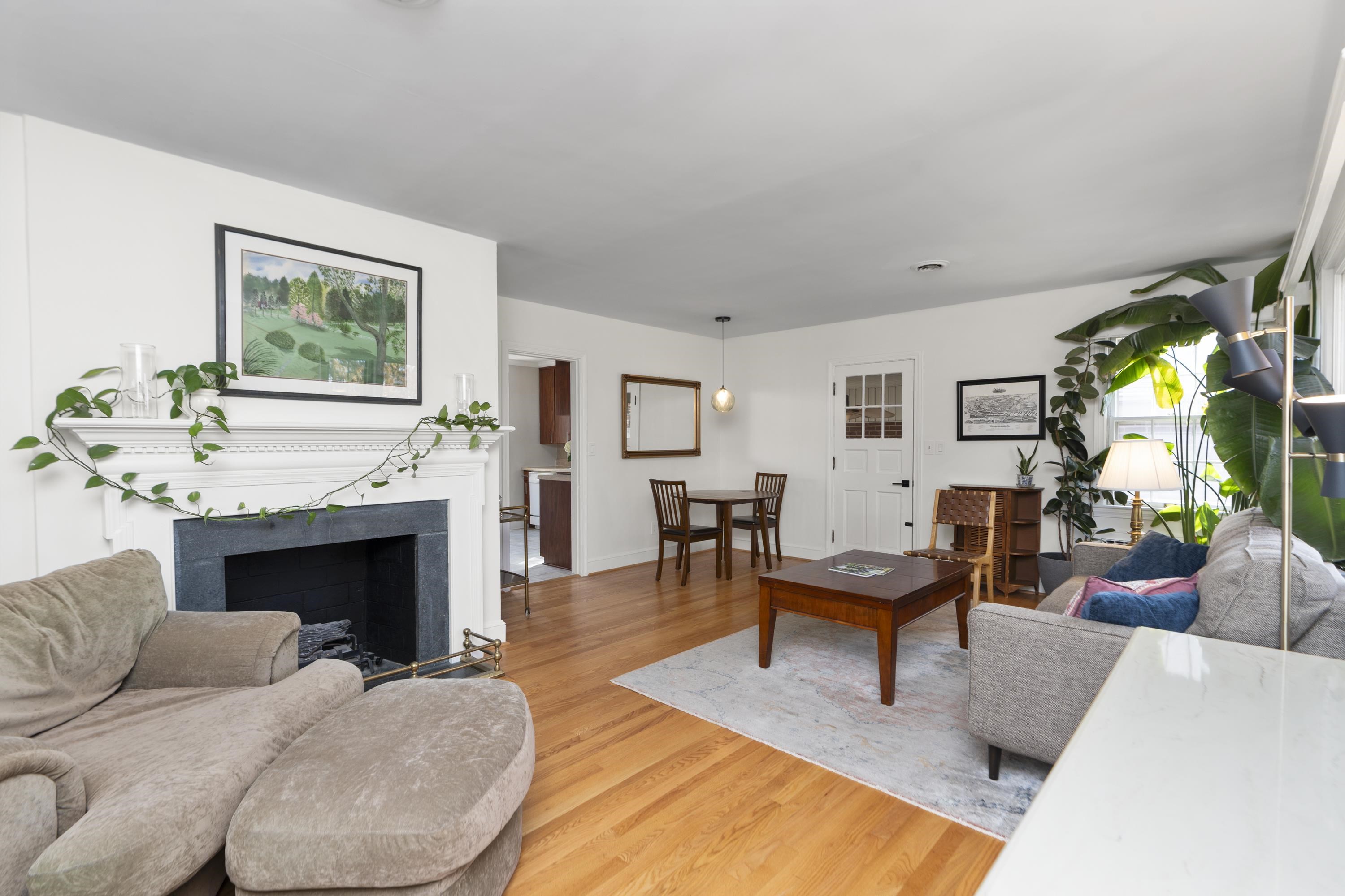 548 PINE AVE, WAYNESBORO, Virginia 22980, 3 Bedrooms Bedrooms, ,2 BathroomsBathrooms,Residential,548 PINE AVE,670796 MLS # 670796 548 PINE AVE, WAYNESBORO, Virginia 22980, 3 Bedrooms Bedrooms, ,2 BathroomsBathrooms,Residential,548 PINE AVE,670796 MLS # 670796