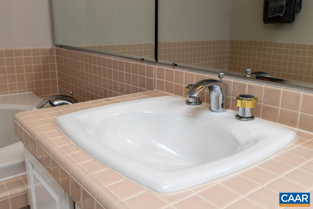 1817 HIGH RIDGE CT CONDOS, ROSELAND, Virginia 22967, 3 Bedrooms Bedrooms, ,3 BathroomsBathrooms,Residential,1817 HIGH RIDGE CT CONDOS,670800 MLS # 670800 1817 HIGH RIDGE CT CONDOS, ROSELAND, Virginia 22967, 3 Bedrooms Bedrooms, ,3 BathroomsBathrooms,Residential,1817 HIGH RIDGE CT CONDOS,670800 MLS # 670800