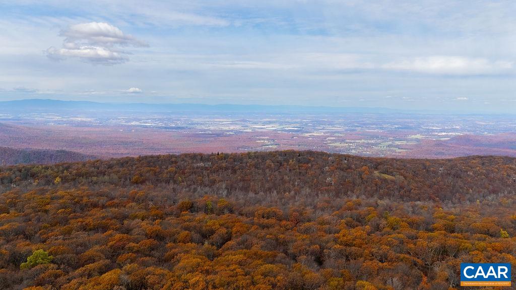 1817 HIGH RIDGE CT CONDOS, ROSELAND, Virginia 22967, 3 Bedrooms Bedrooms, ,3 BathroomsBathrooms,Residential,1817 HIGH RIDGE CT CONDOS,670800 MLS # 670800 1817 HIGH RIDGE CT CONDOS, ROSELAND, Virginia 22967, 3 Bedrooms Bedrooms, ,3 BathroomsBathrooms,Residential,1817 HIGH RIDGE CT CONDOS,670800 MLS # 670800