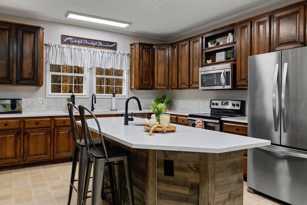 333 BRIDGEWATER RD, BRIDGEWATER, Virginia 22812, 3 Bedrooms Bedrooms, ,2 BathroomsBathrooms,Residential,333 BRIDGEWATER RD,670801 MLS # 670801 333 BRIDGEWATER RD, BRIDGEWATER, Virginia 22812, 3 Bedrooms Bedrooms, ,2 BathroomsBathrooms,Residential,333 BRIDGEWATER RD,670801 MLS # 670801