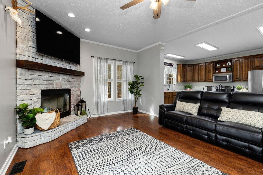 333 BRIDGEWATER RD, BRIDGEWATER, Virginia 22812, 3 Bedrooms Bedrooms, ,2 BathroomsBathrooms,Residential,333 BRIDGEWATER RD,670801 MLS # 670801 333 BRIDGEWATER RD, BRIDGEWATER, Virginia 22812, 3 Bedrooms Bedrooms, ,2 BathroomsBathrooms,Residential,333 BRIDGEWATER RD,670801 MLS # 670801