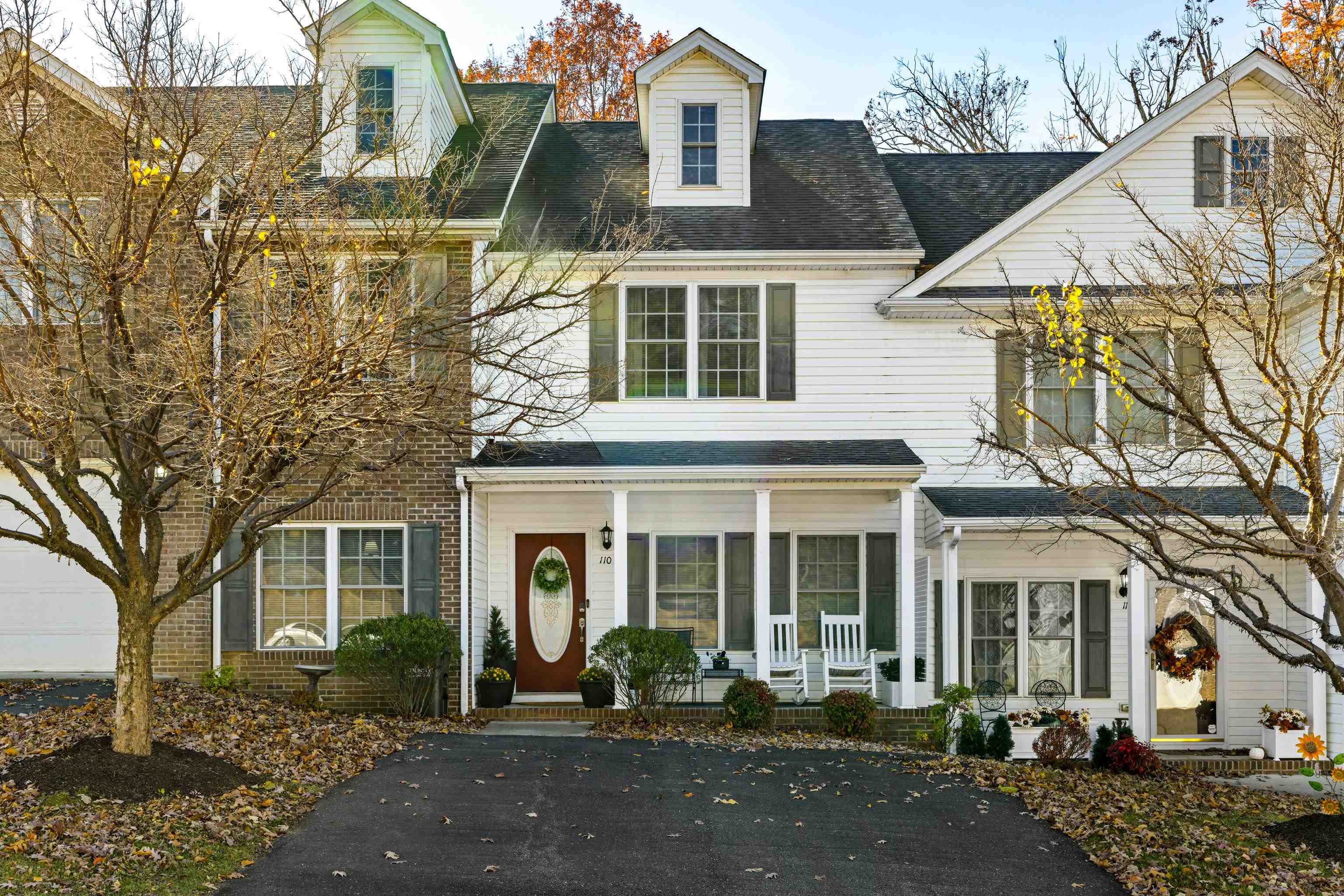 110 COLLINSWOOD DR, STAUNTON, Virginia 24401, 4 Bedrooms Bedrooms, ,2 BathroomsBathrooms,Residential,110 COLLINSWOOD DR,670802 MLS # 670802