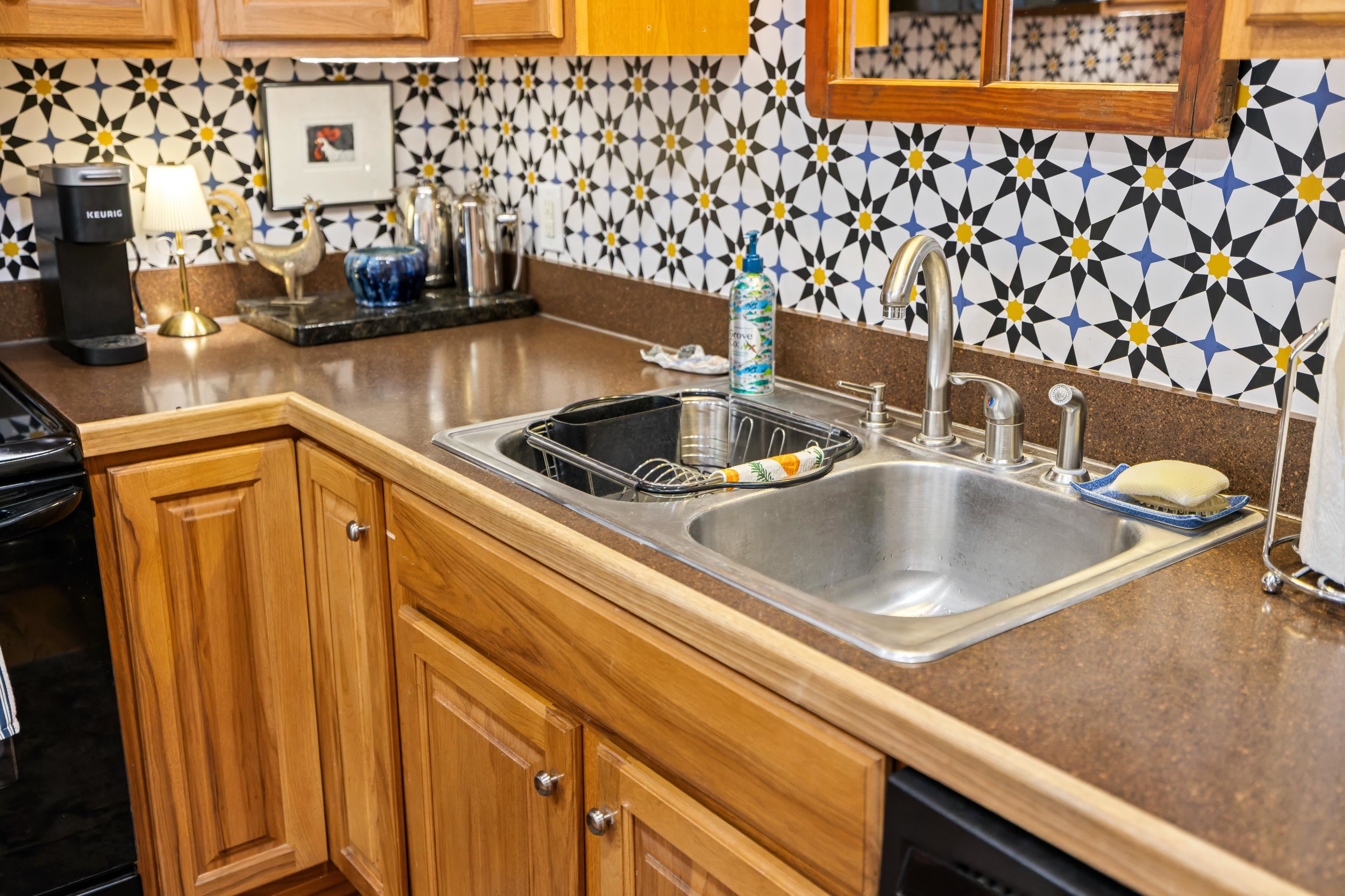 110 COLLINSWOOD DR, STAUNTON, Virginia 24401, 4 Bedrooms Bedrooms, ,2 BathroomsBathrooms,Residential,110 COLLINSWOOD DR,670802 MLS # 670802