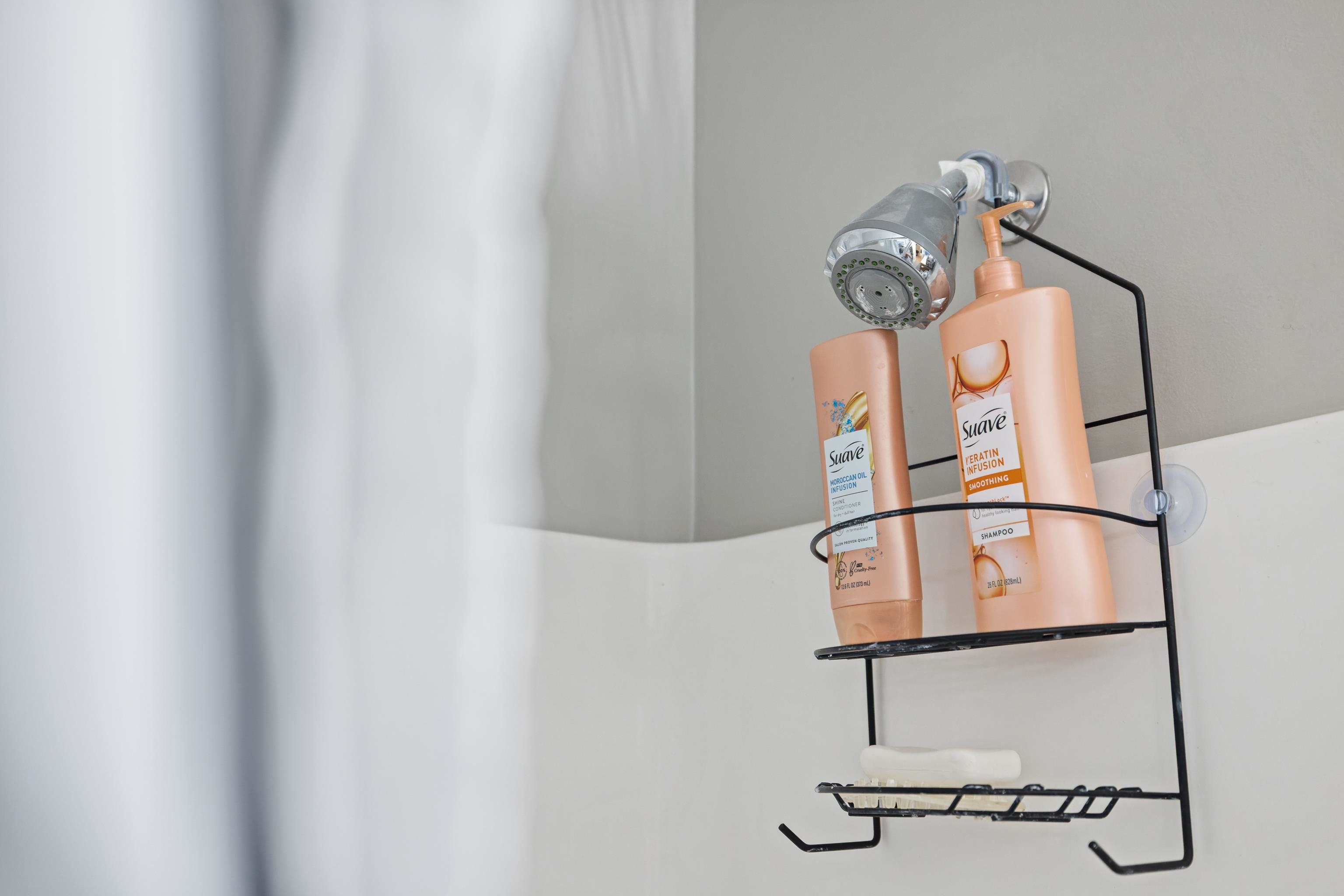 110 COLLINSWOOD DR, STAUNTON, Virginia 24401, 4 Bedrooms Bedrooms, ,2 BathroomsBathrooms,Residential,110 COLLINSWOOD DR,670802 MLS # 670802