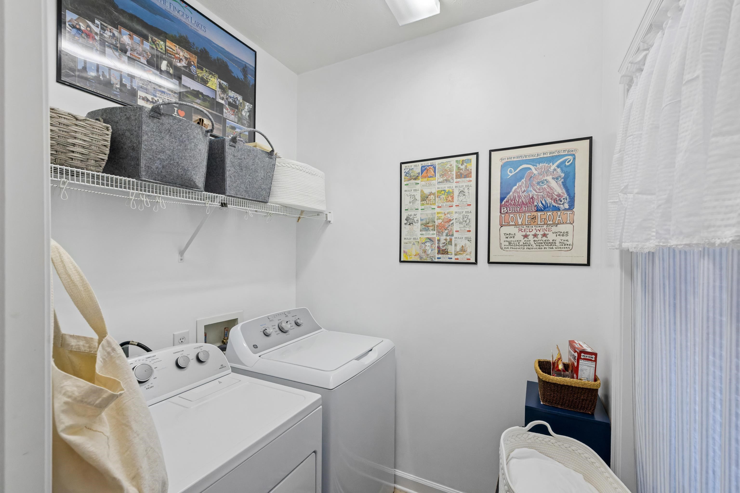 110 COLLINSWOOD DR, STAUNTON, Virginia 24401, 4 Bedrooms Bedrooms, ,2 BathroomsBathrooms,Residential,110 COLLINSWOOD DR,670802 MLS # 670802