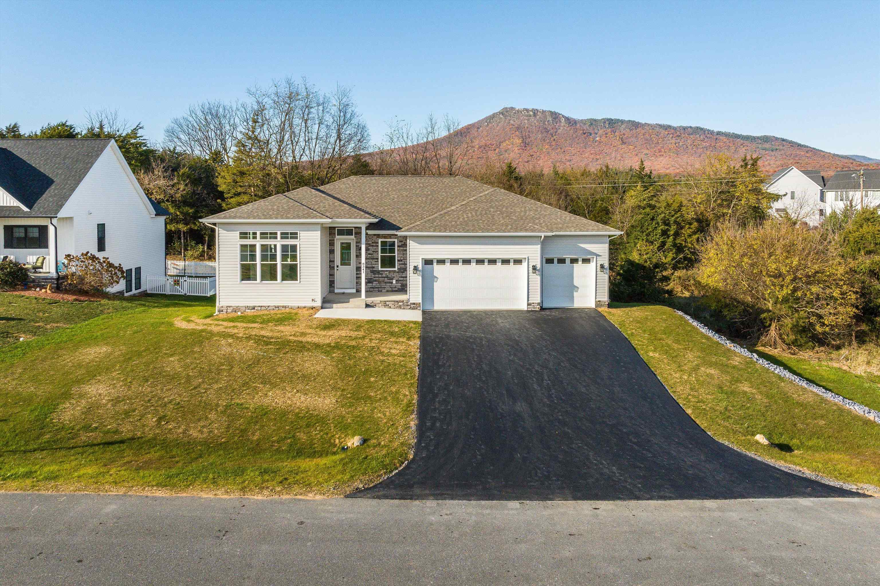 8341 ROCK CREEK RD, MCGAHEYSVILLE, Virginia 22840, 5 Bedrooms Bedrooms, ,3 BathroomsBathrooms,Residential,Litten 0178,8341 ROCK CREEK RD,670808 MLS # 670808