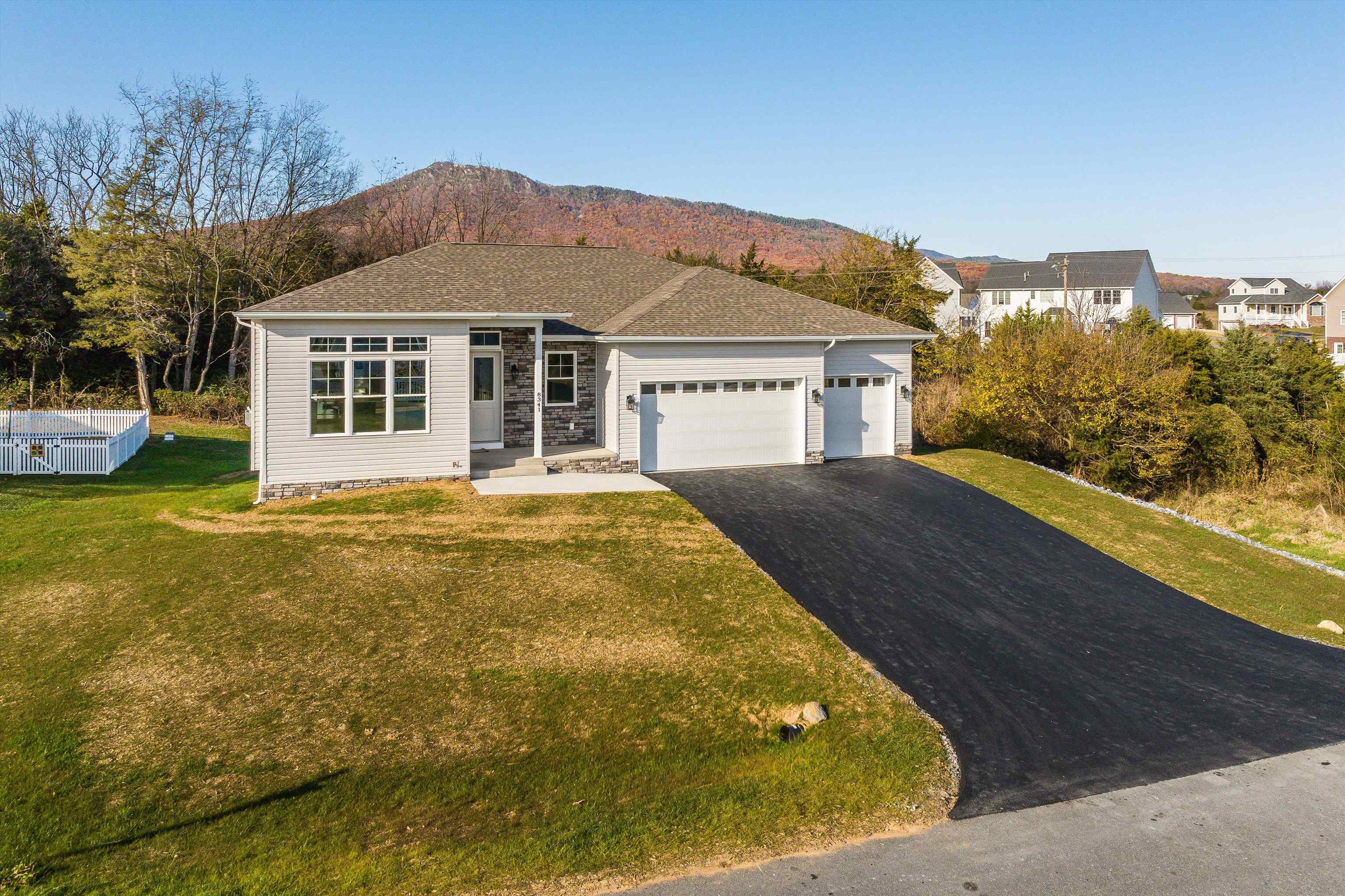 8341 ROCK CREEK RD, MCGAHEYSVILLE, Virginia 22840, 5 Bedrooms Bedrooms, ,3 BathroomsBathrooms,Residential,Litten 0178,8341 ROCK CREEK RD,670808 MLS # 670808