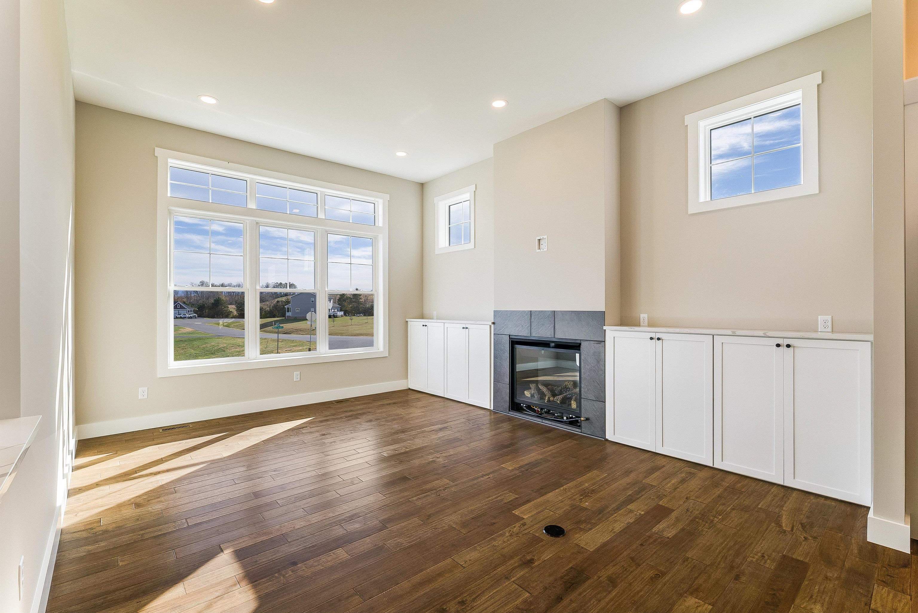 8341 ROCK CREEK RD, MCGAHEYSVILLE, Virginia 22840, 5 Bedrooms Bedrooms, ,3 BathroomsBathrooms,Residential,Litten 0178,8341 ROCK CREEK RD,670808 MLS # 670808