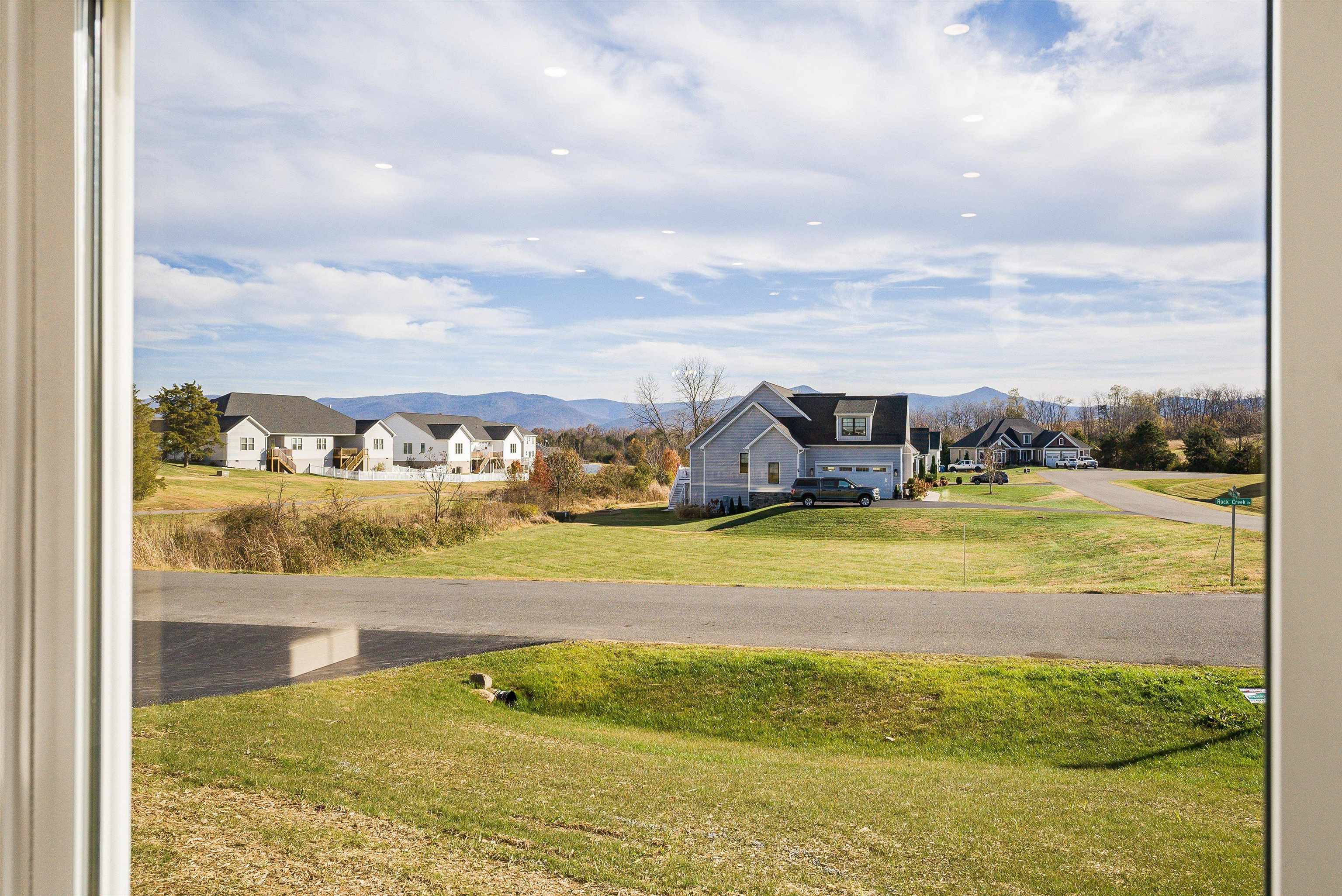 8341 ROCK CREEK RD, MCGAHEYSVILLE, Virginia 22840, 5 Bedrooms Bedrooms, ,3 BathroomsBathrooms,Residential,Litten 0178,8341 ROCK CREEK RD,670808 MLS # 670808