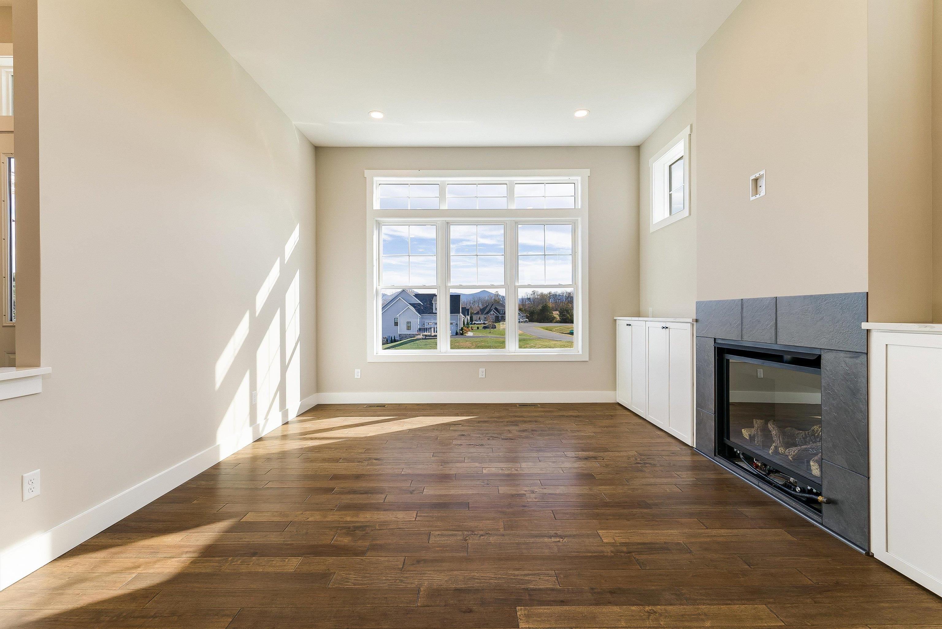 8341 ROCK CREEK RD, MCGAHEYSVILLE, Virginia 22840, 5 Bedrooms Bedrooms, ,3 BathroomsBathrooms,Residential,Litten 0178,8341 ROCK CREEK RD,670808 MLS # 670808