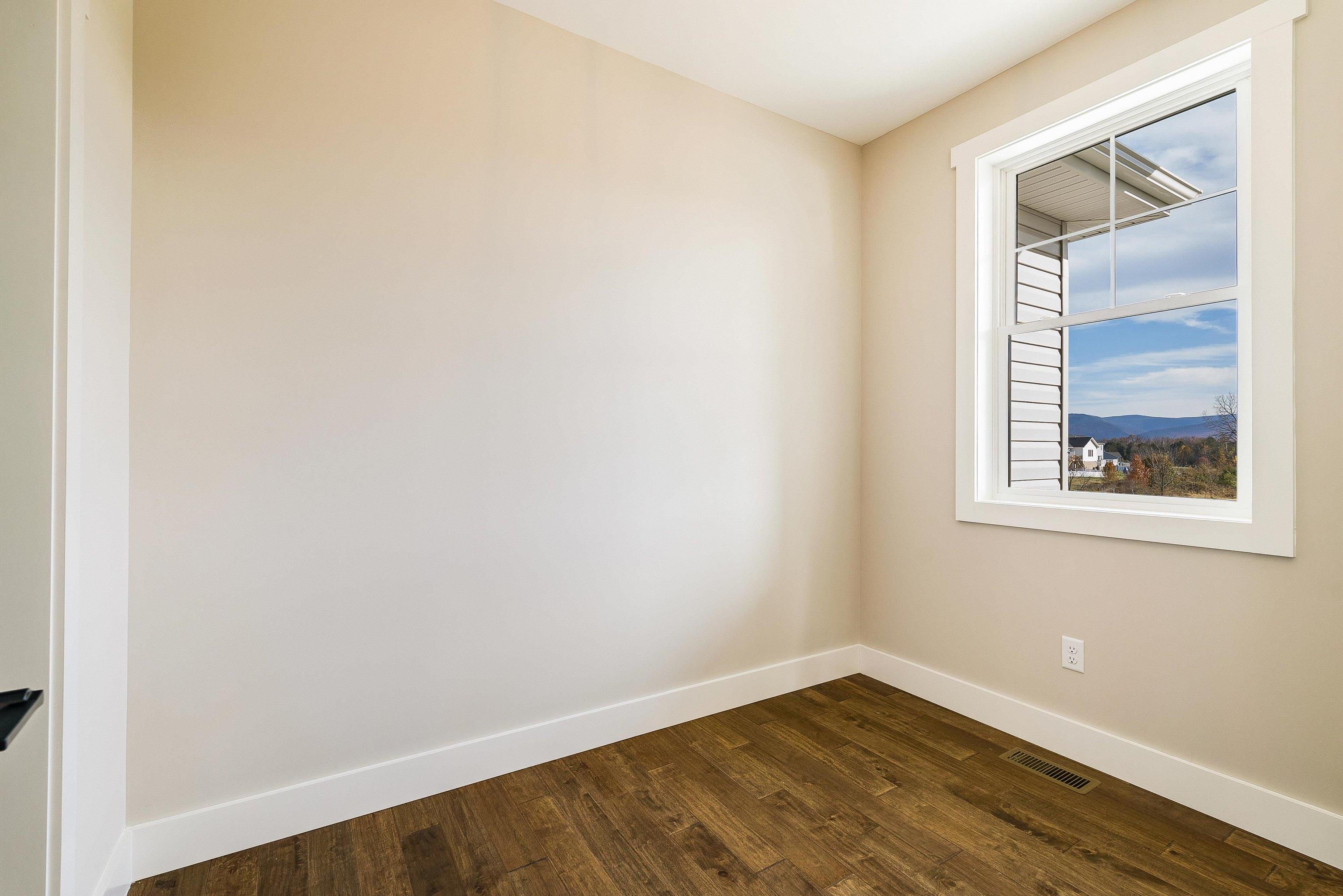 8341 ROCK CREEK RD, MCGAHEYSVILLE, Virginia 22840, 5 Bedrooms Bedrooms, ,3 BathroomsBathrooms,Residential,Litten 0178,8341 ROCK CREEK RD,670808 MLS # 670808