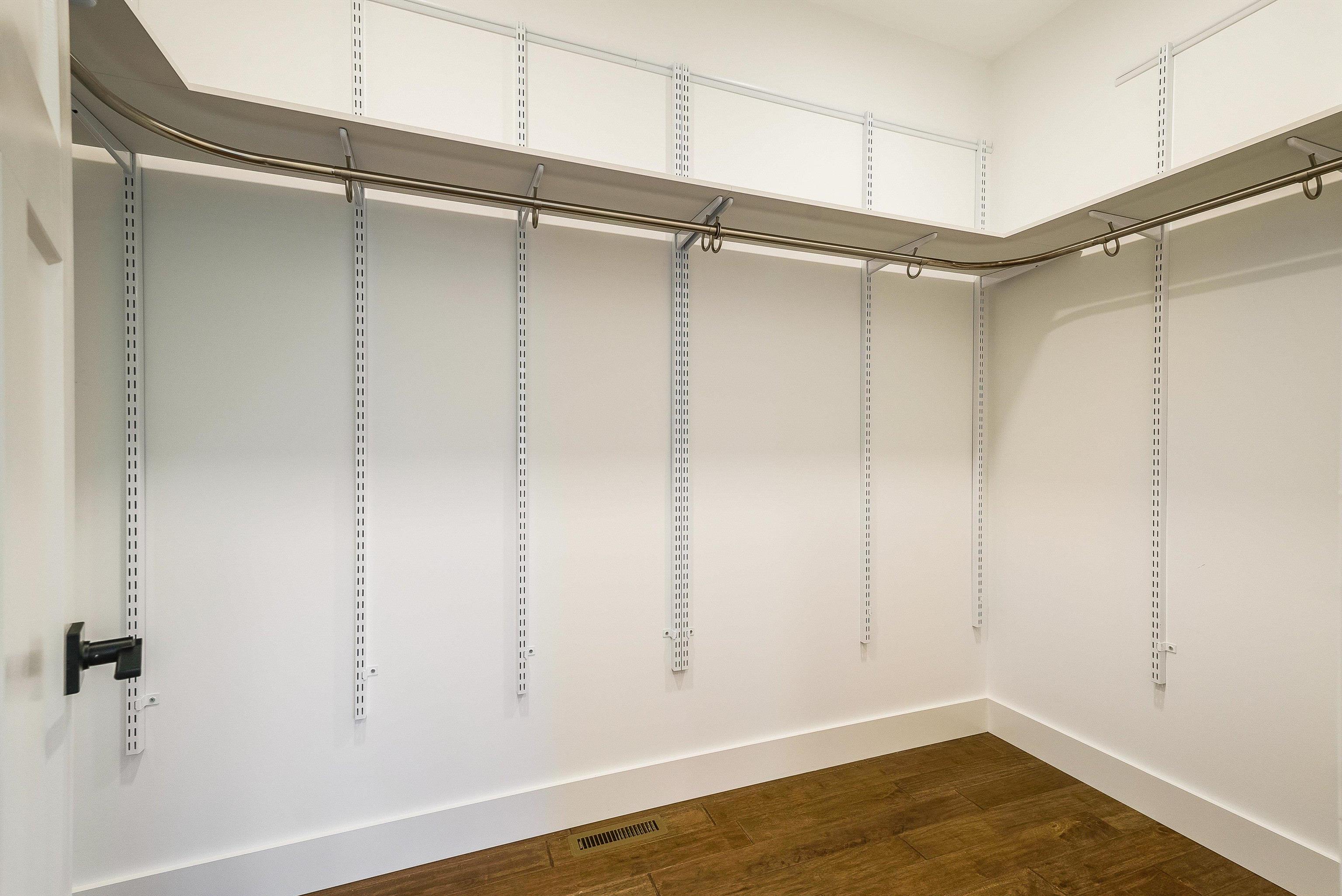 8341 ROCK CREEK RD, MCGAHEYSVILLE, Virginia 22840, 5 Bedrooms Bedrooms, ,3 BathroomsBathrooms,Residential,Litten 0178,8341 ROCK CREEK RD,670808 MLS # 670808